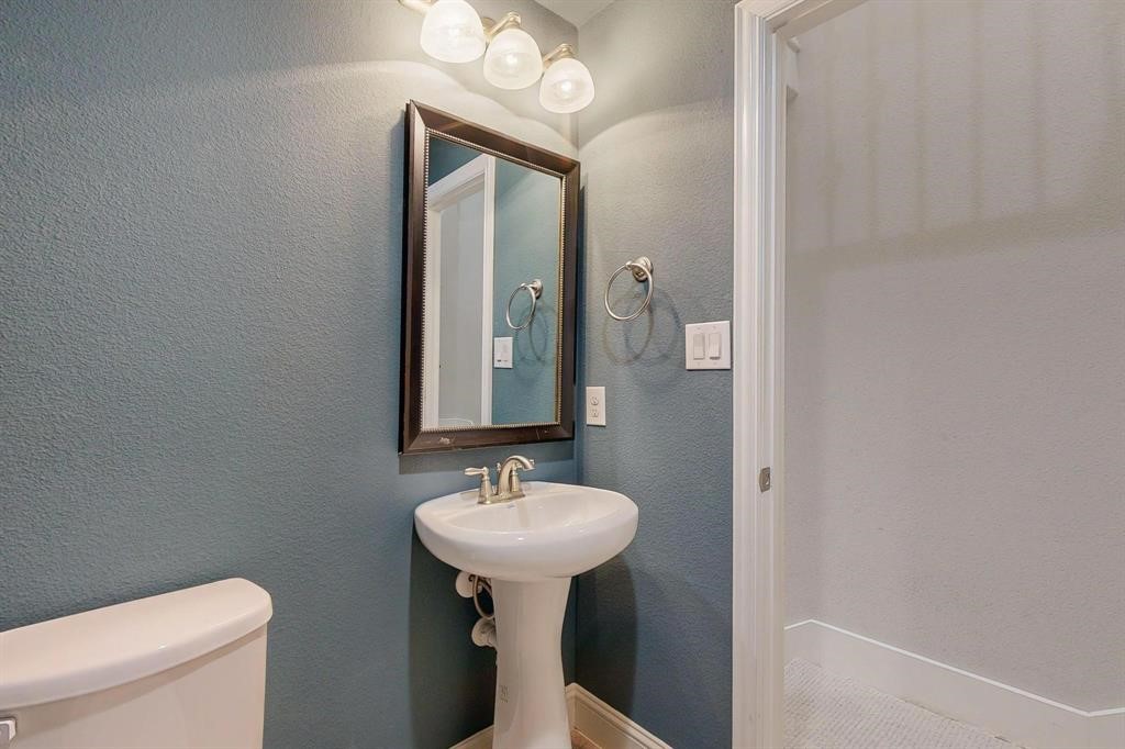 4646 Rhett Lane D