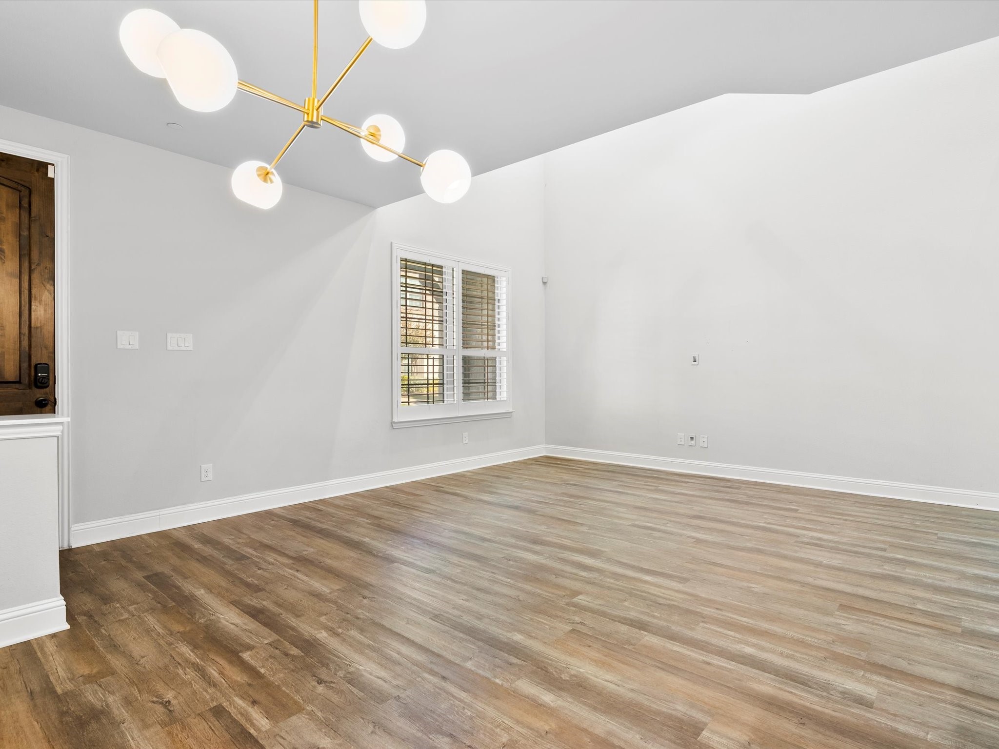4646 Rhett Lane D