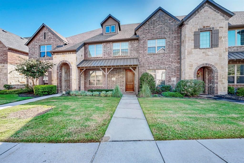 4646 Rhett Lane D
