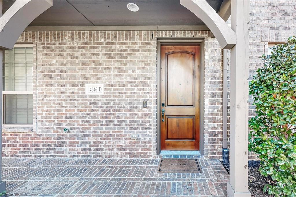 4646 Rhett Lane D