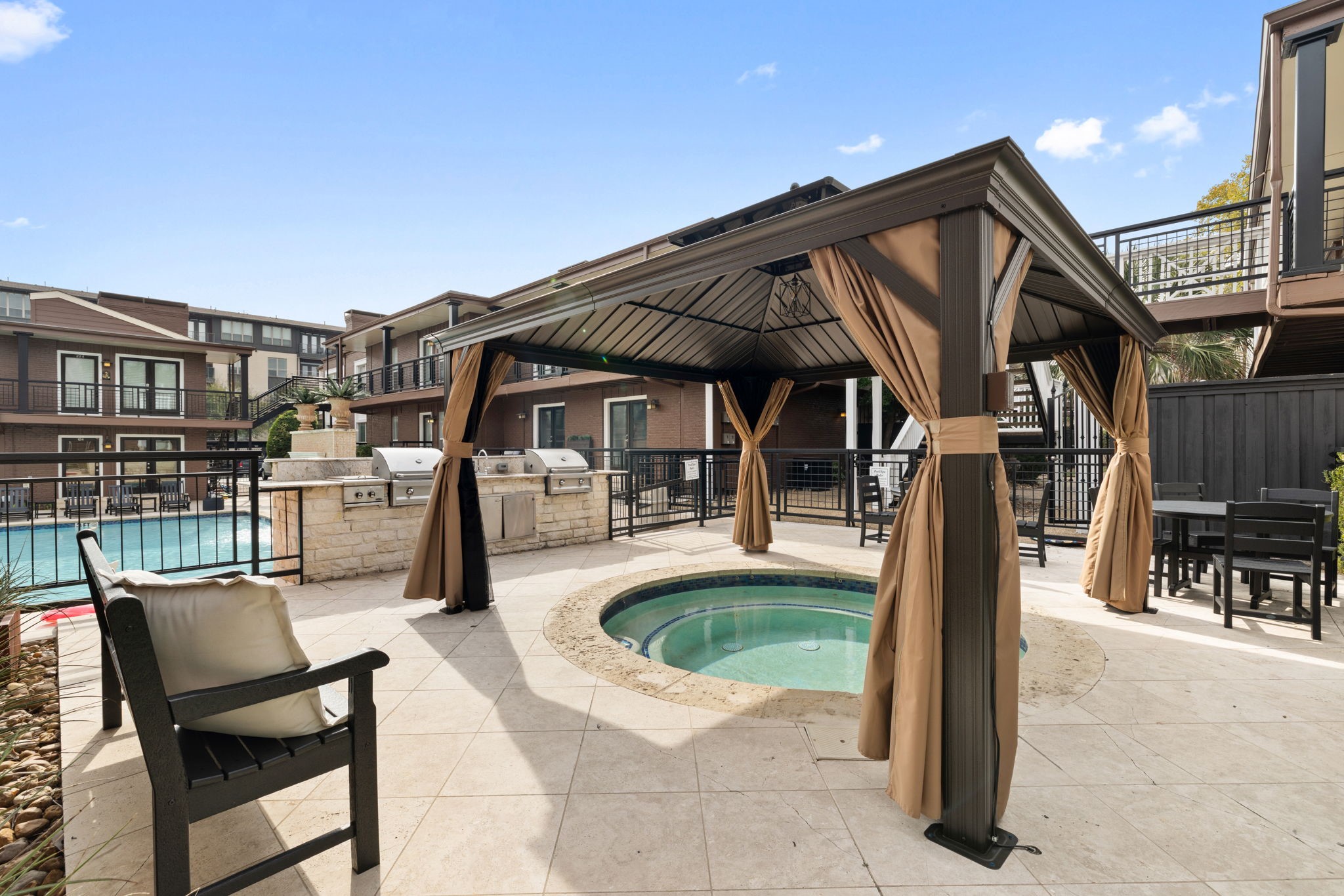 5928 Sandhurst Lane 227