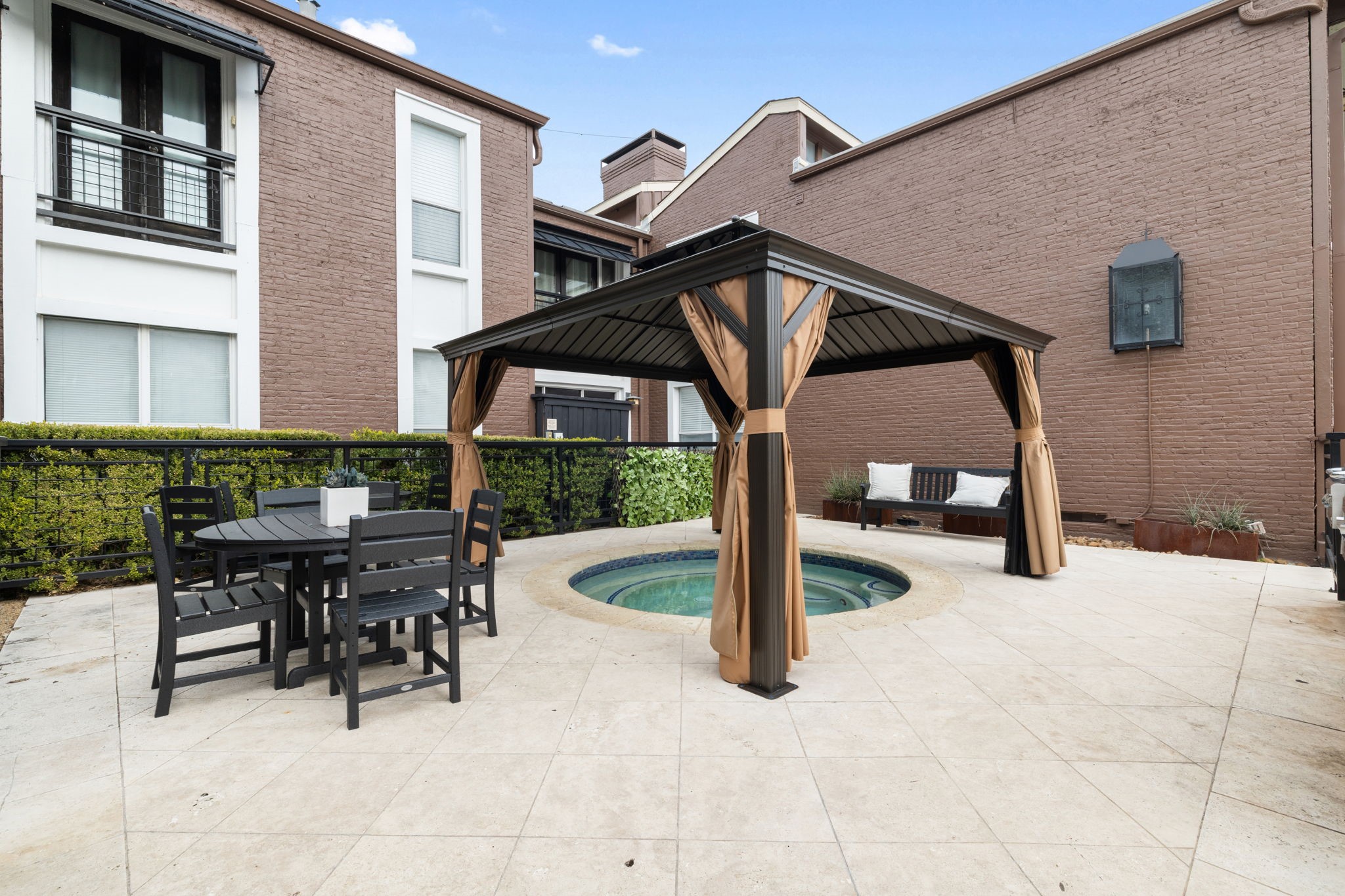 5928 Sandhurst Lane 227