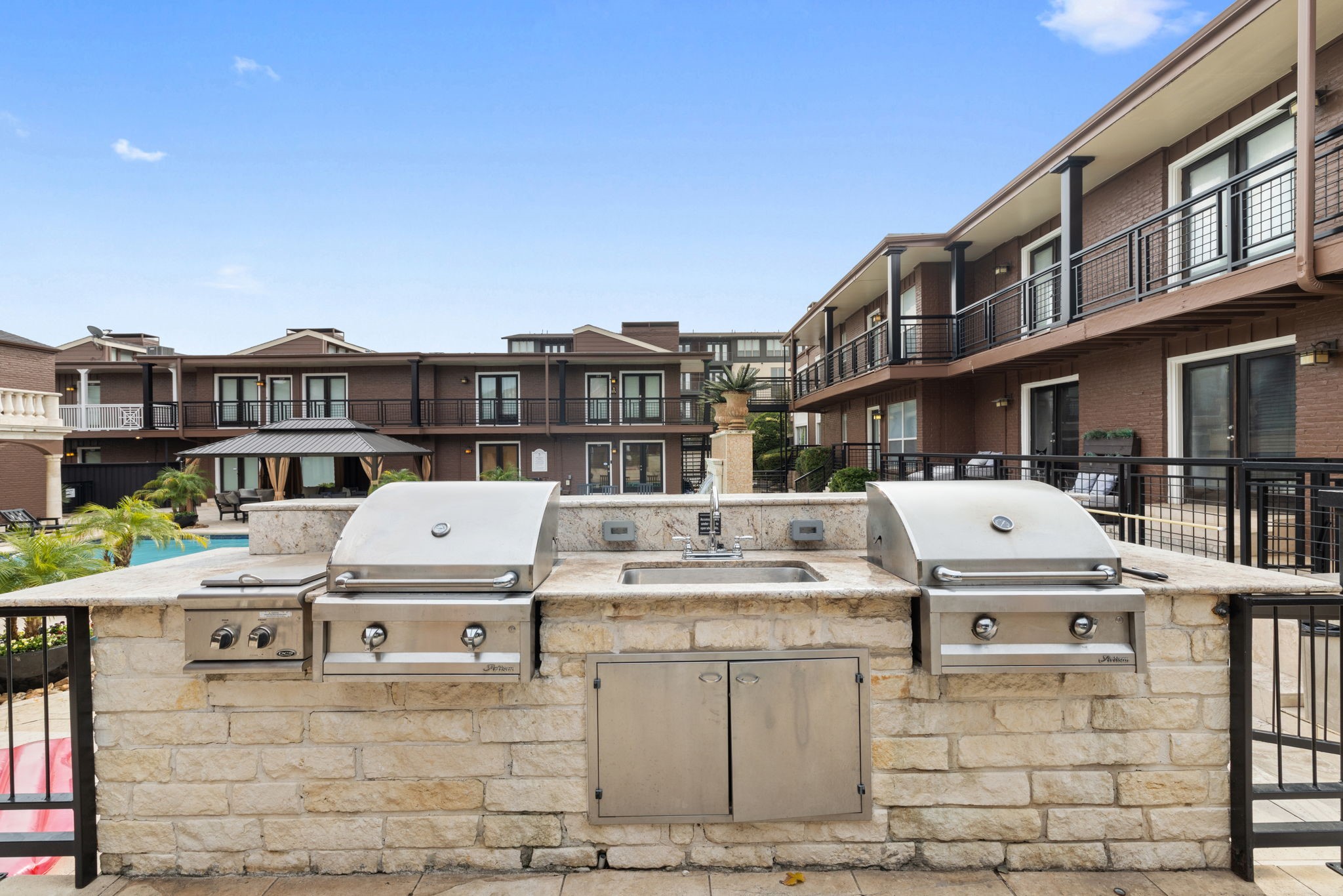 5928 Sandhurst Lane 227