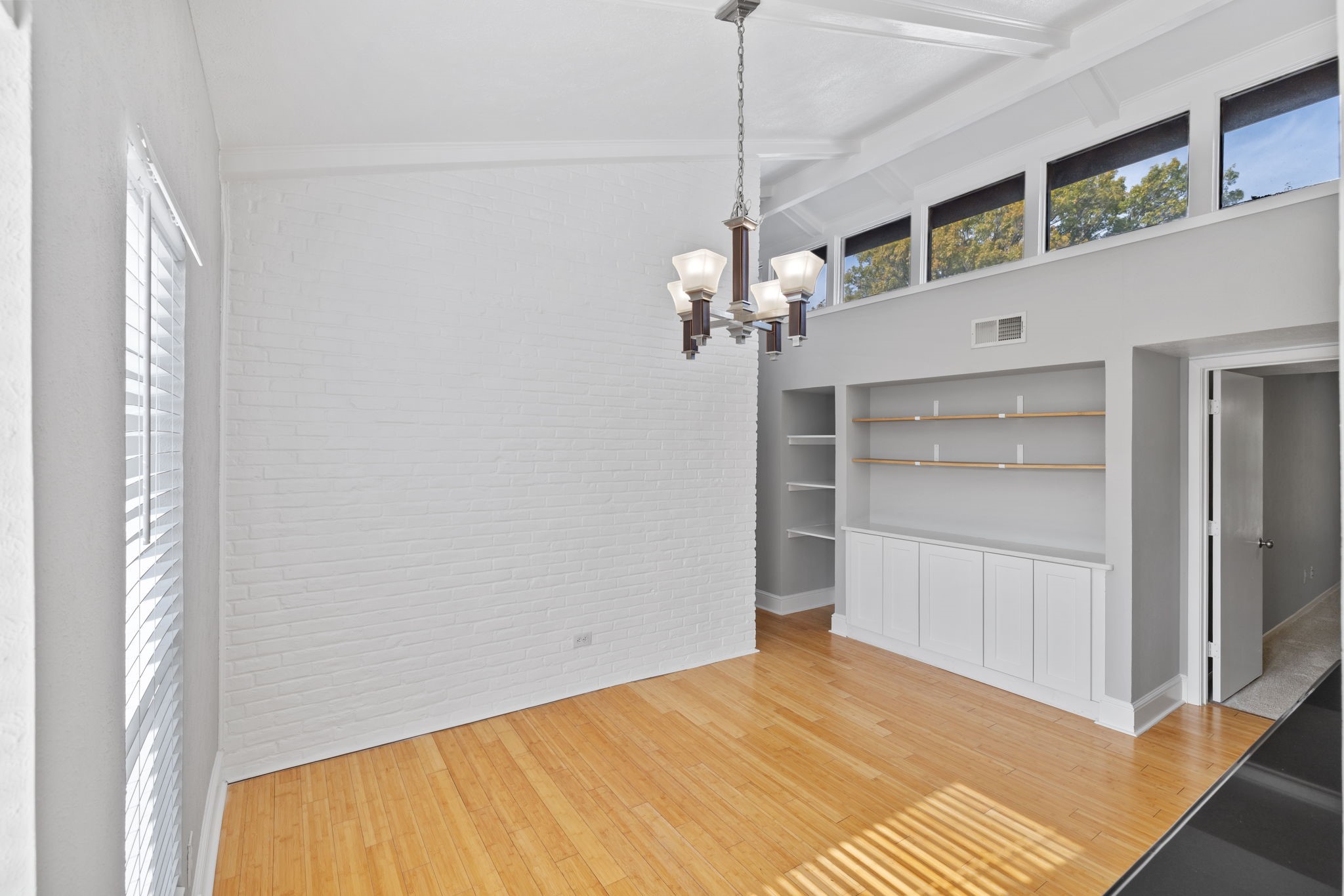 5928 Sandhurst Lane 227