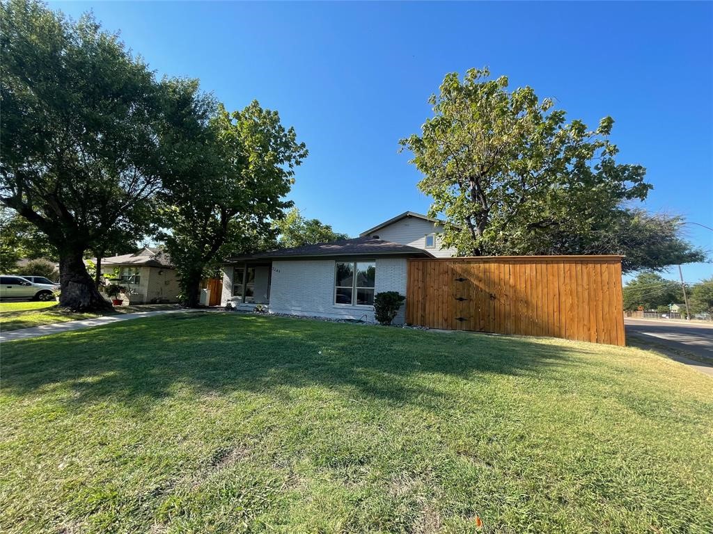 2249 Larry Drive