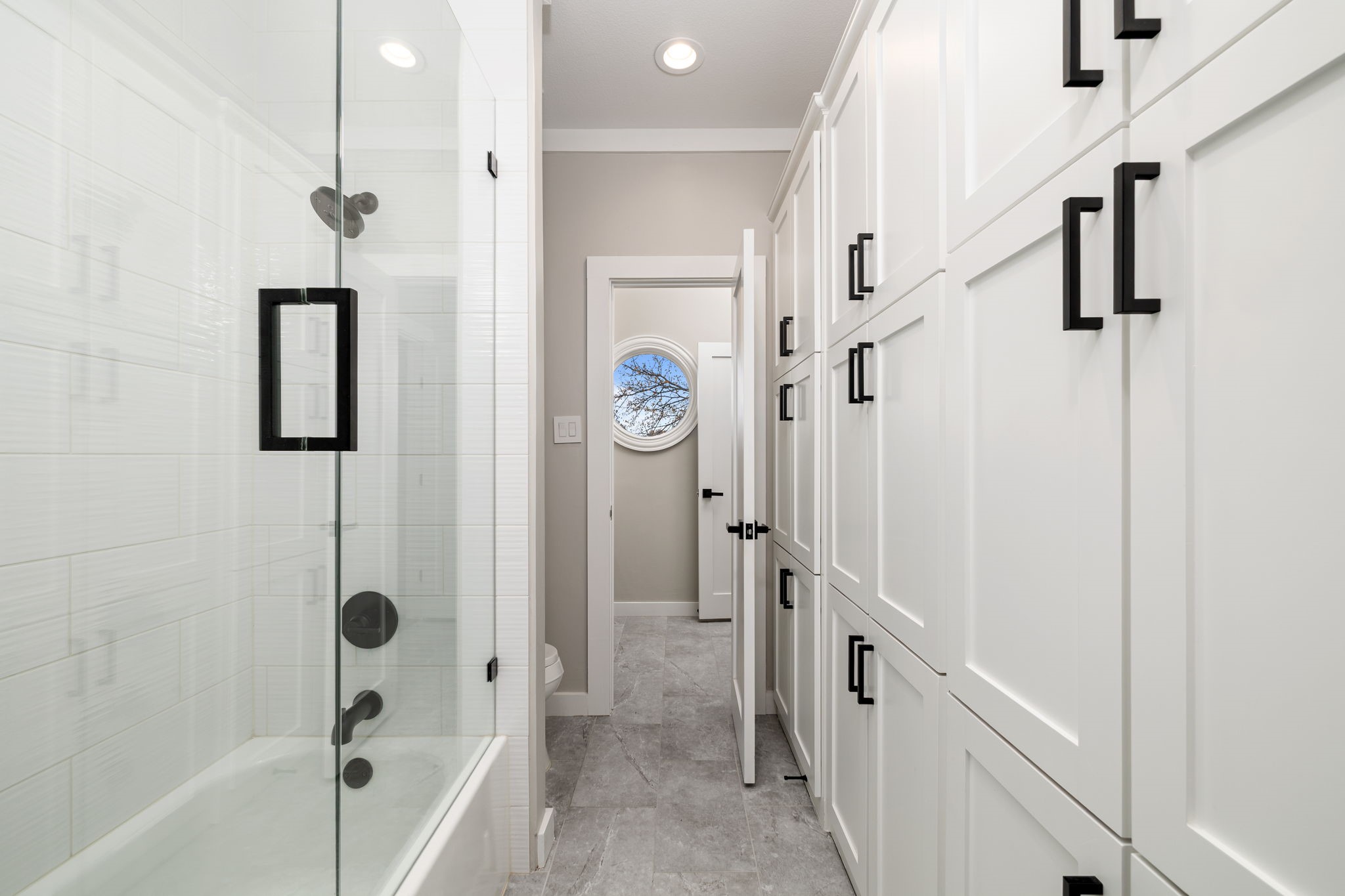 5 Harbour Town Court