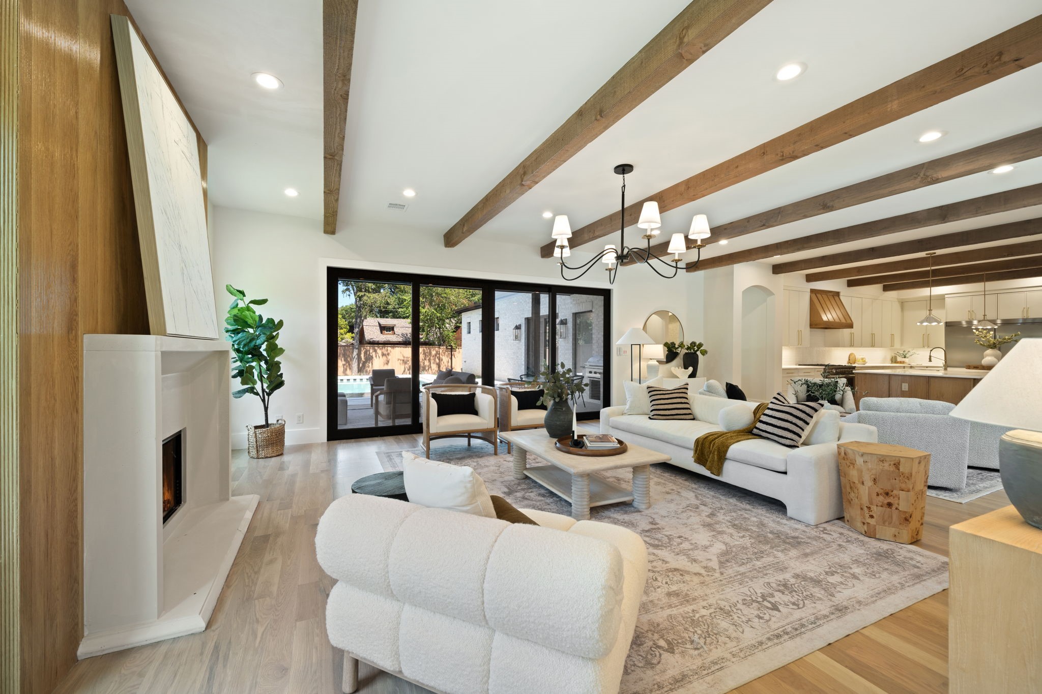 6437 Churchill Way
