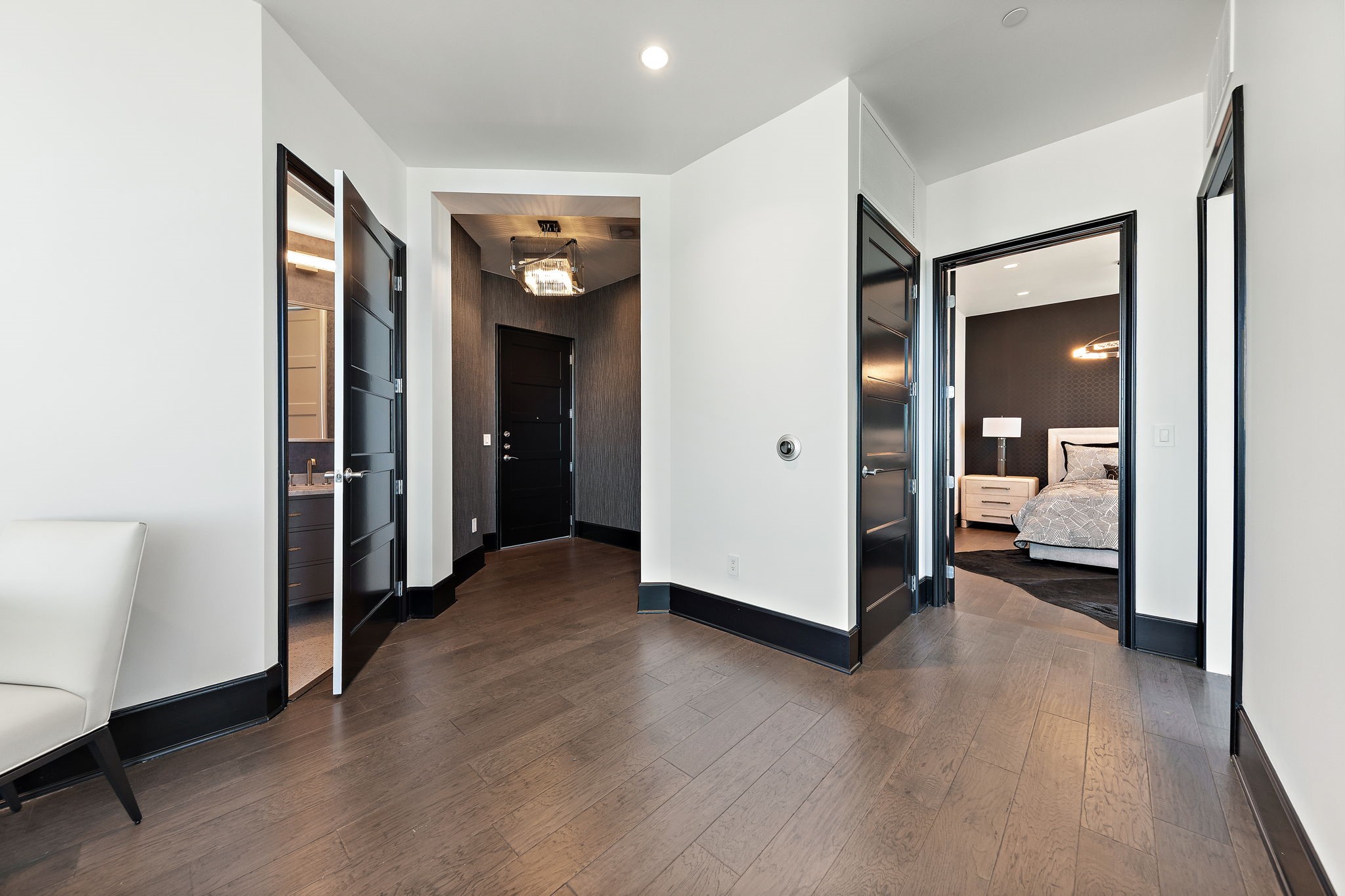 1301 Throckmorton Street 2601
