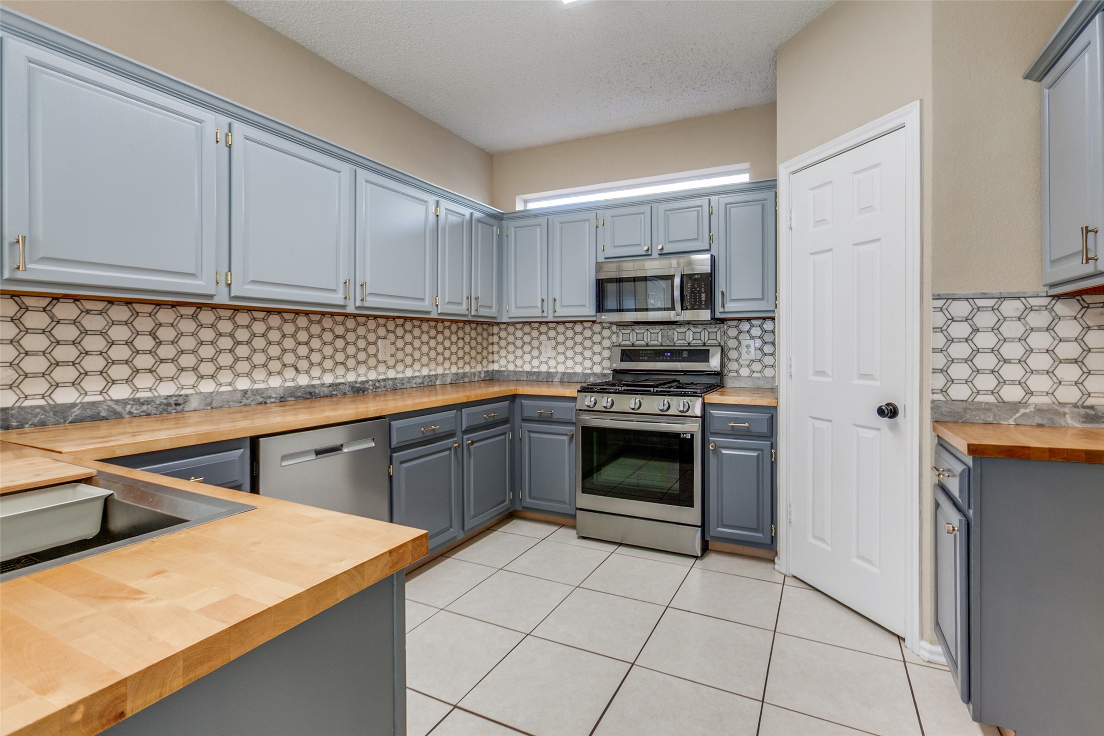 2120 Arbor Creek Drive