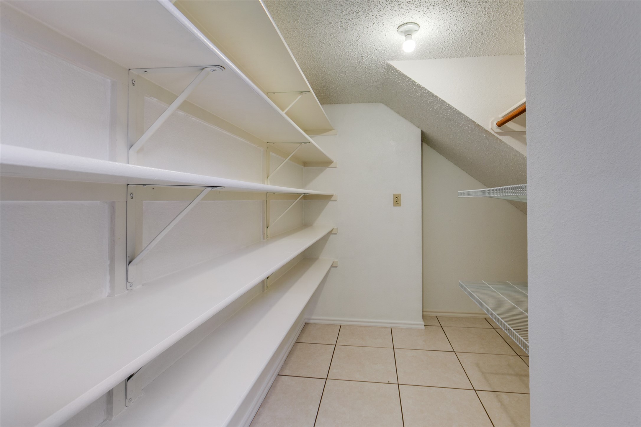 2120 Arbor Creek Drive