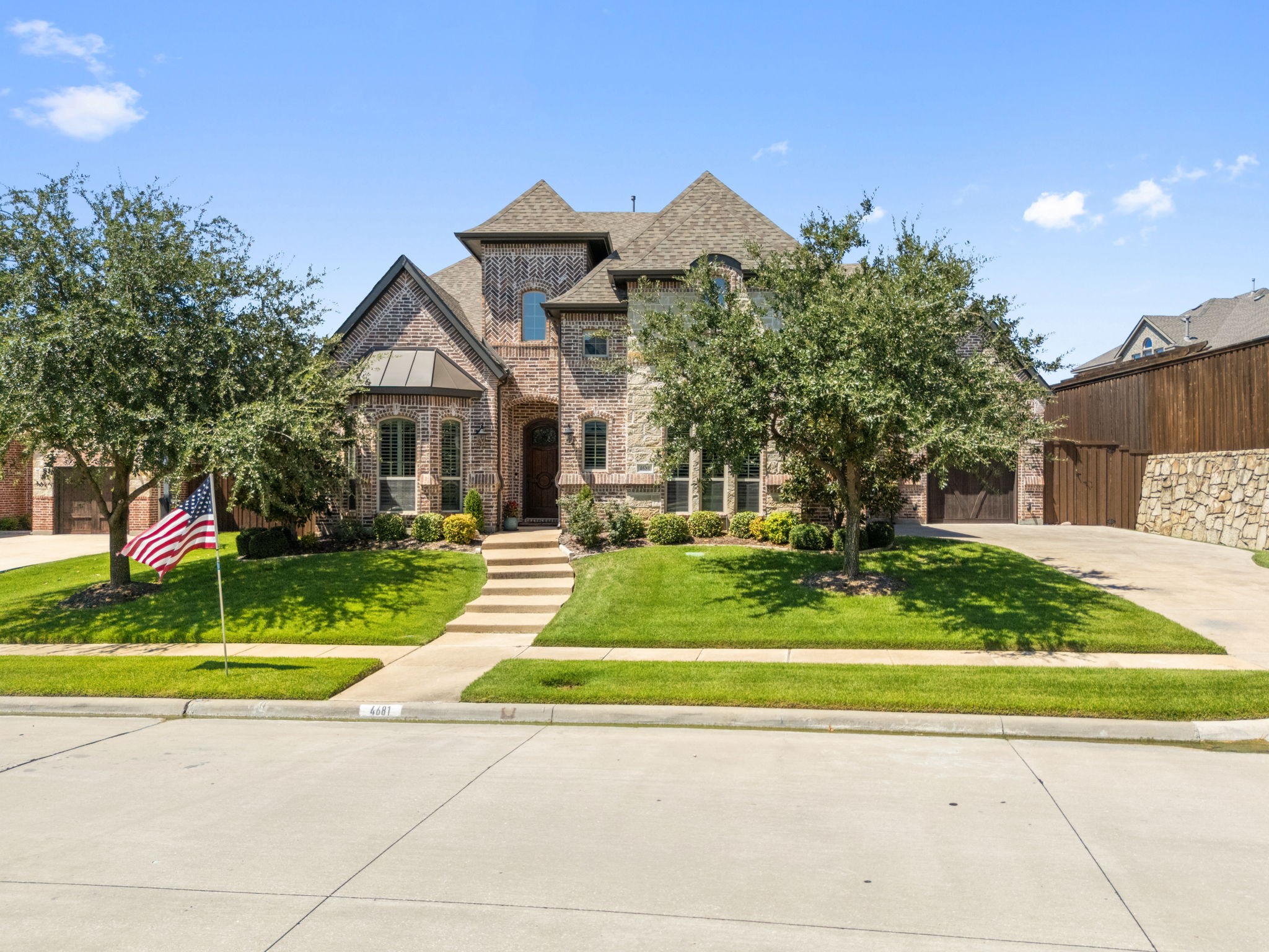 4681 Clydesdale Way