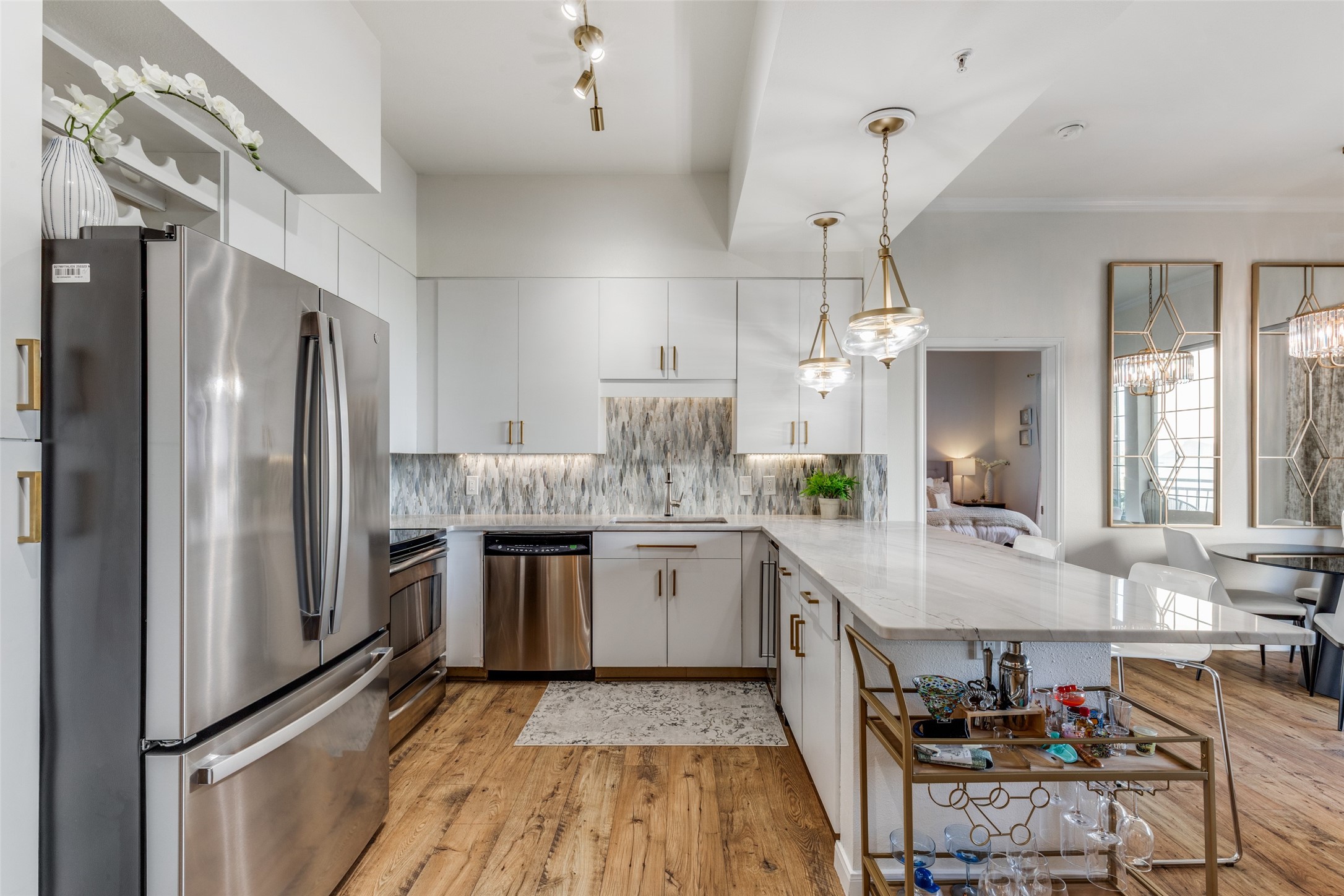 3225 Turtle Creek 719