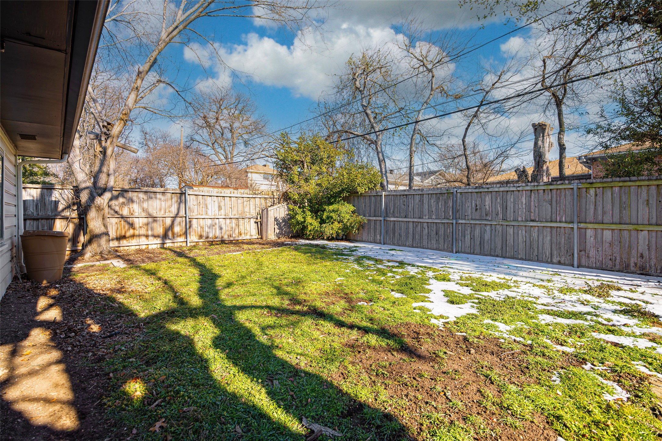 8026 Fall River Drive