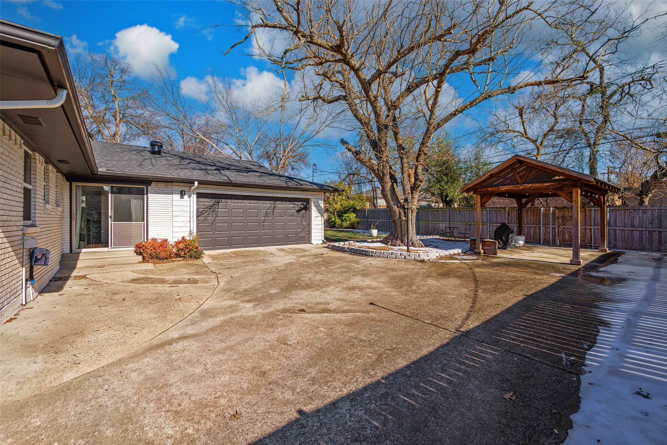 8026 Fall River Drive