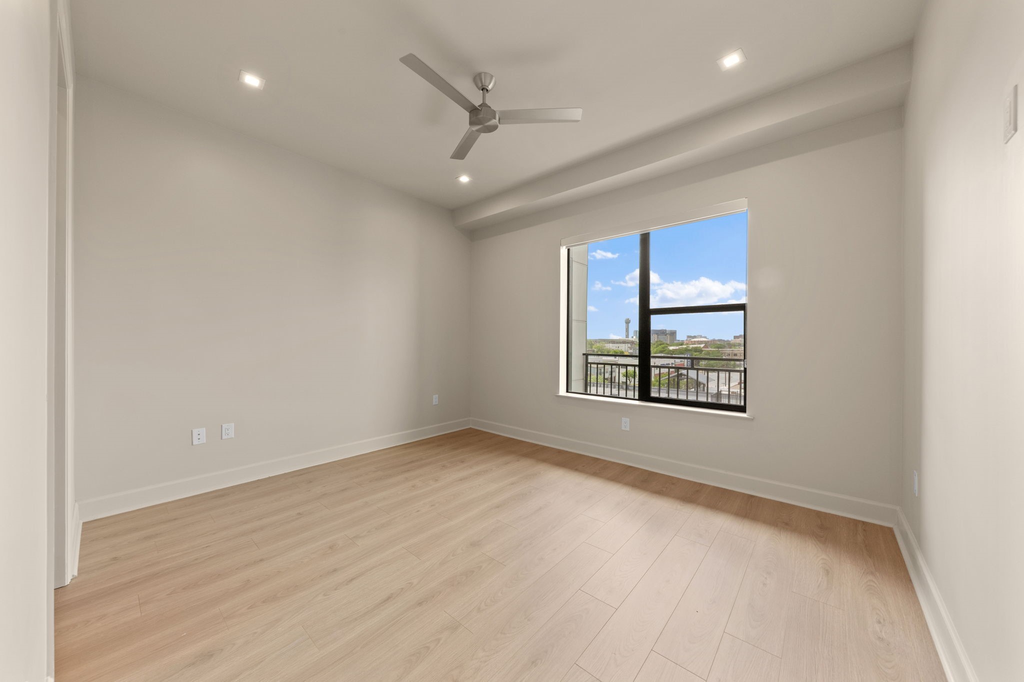 1900 S Ervay Street 508