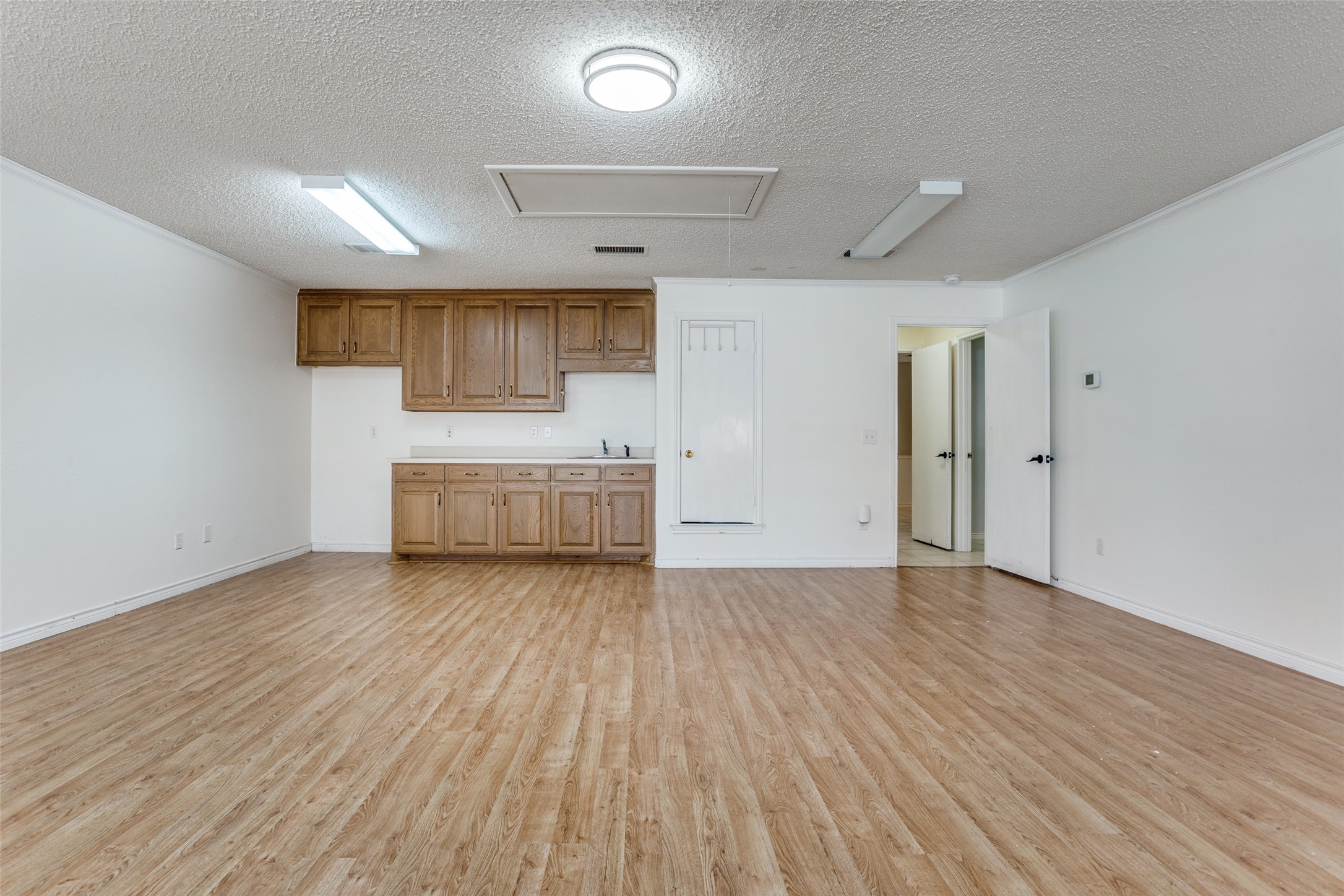 3957 Camino Drive