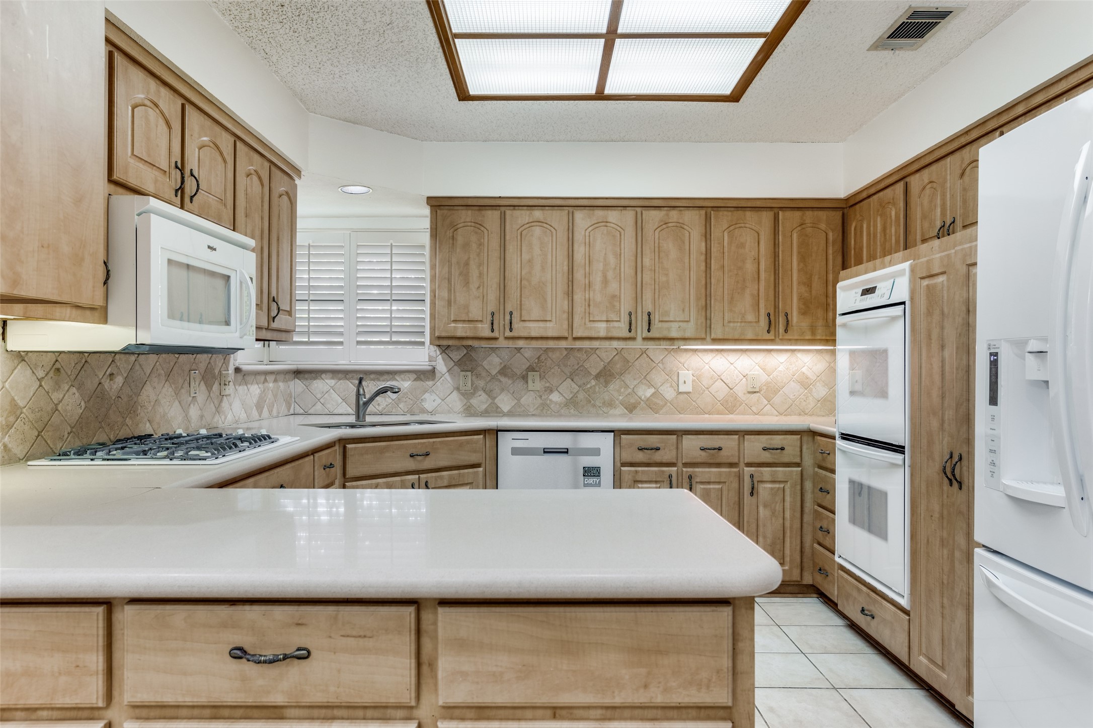 3957 Camino Drive