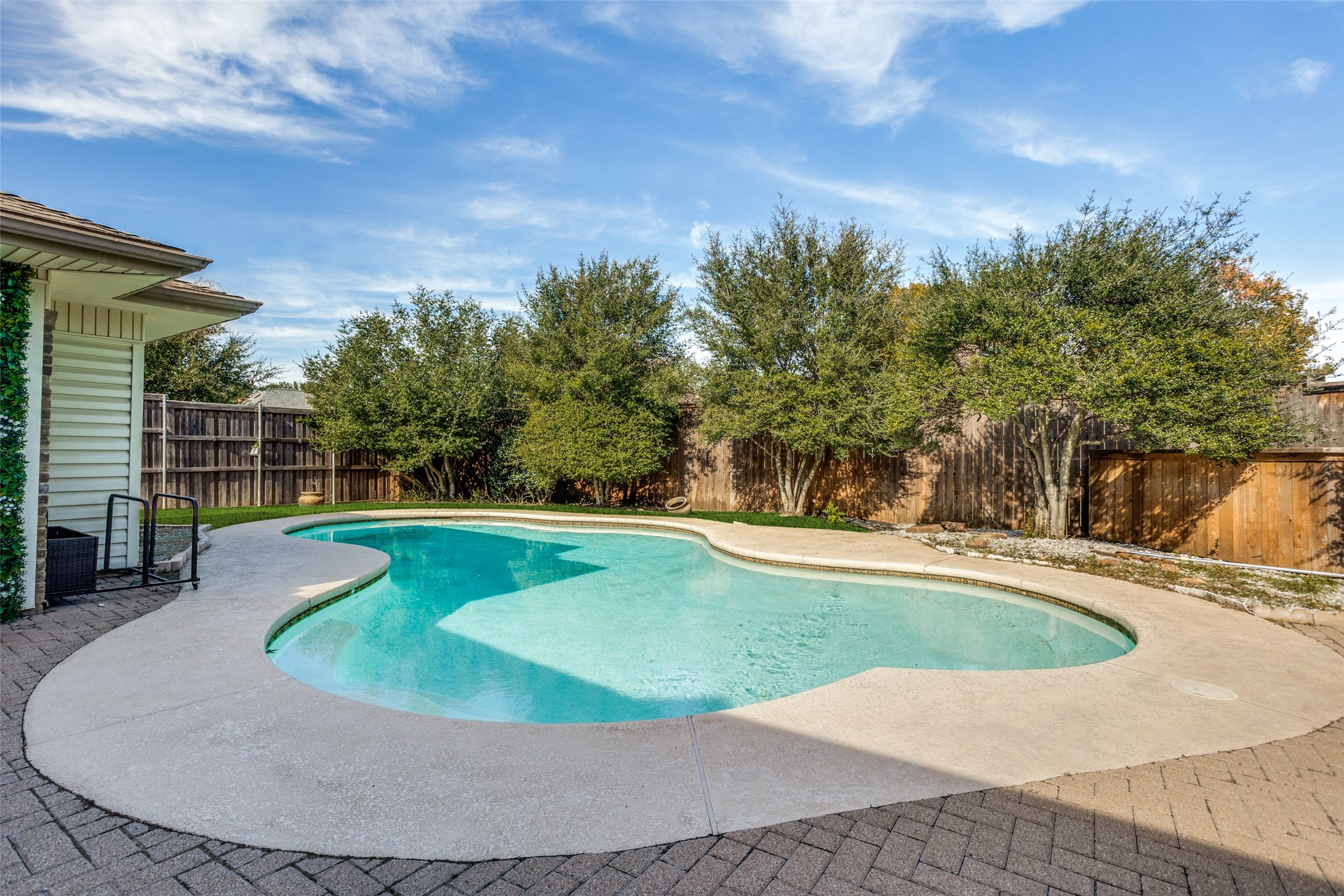 3957 Camino Drive
