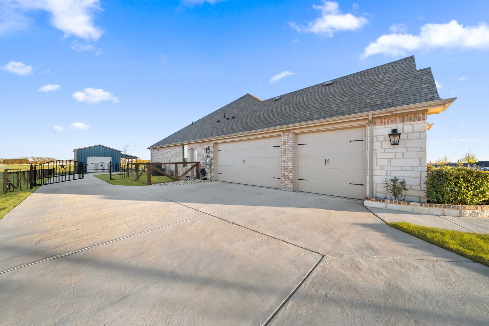 9205 Dove Hollow Road