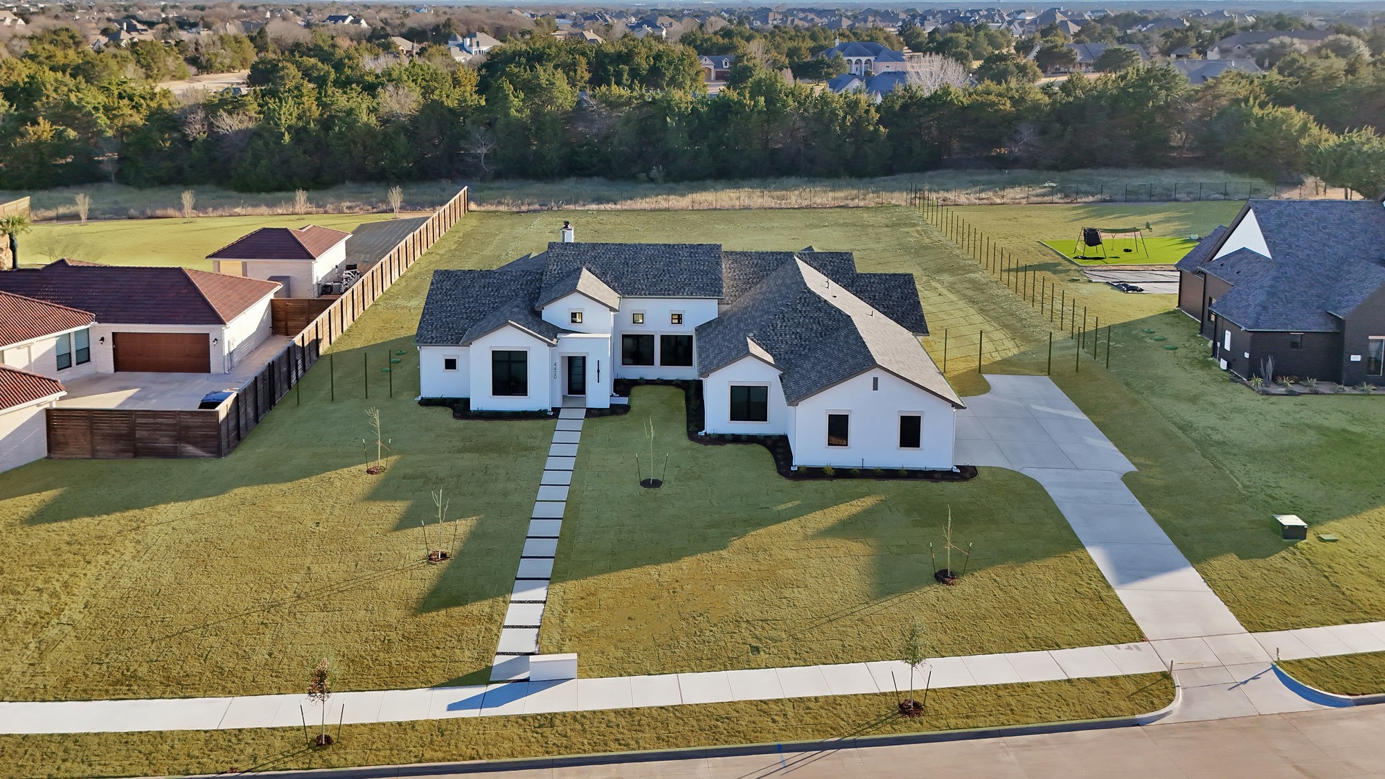4420 Azalea Way