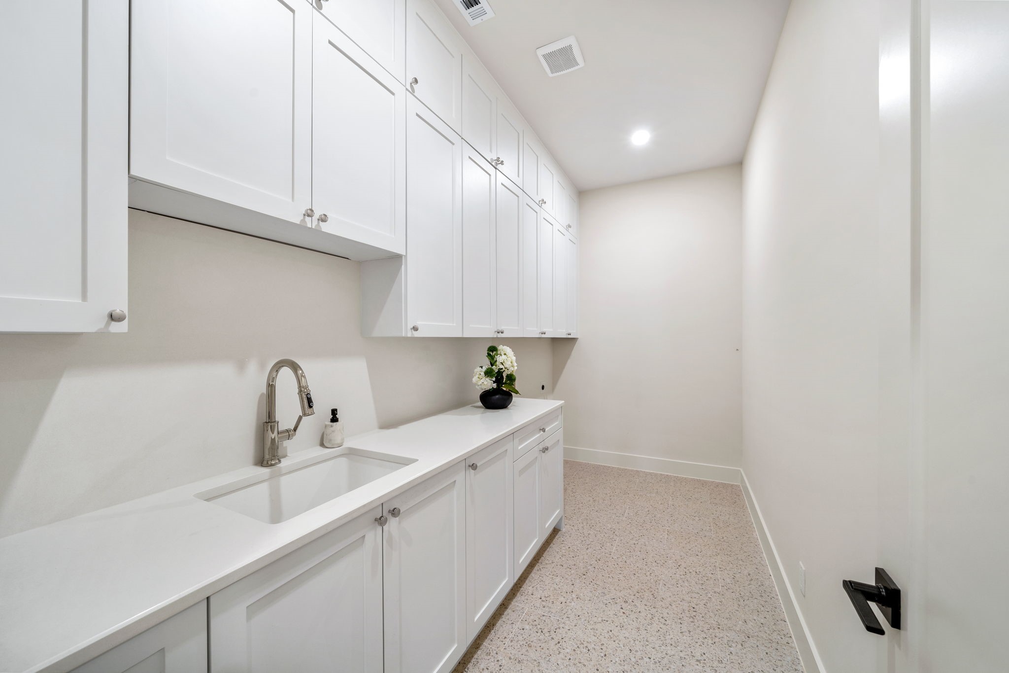 10917 Beauty Lane