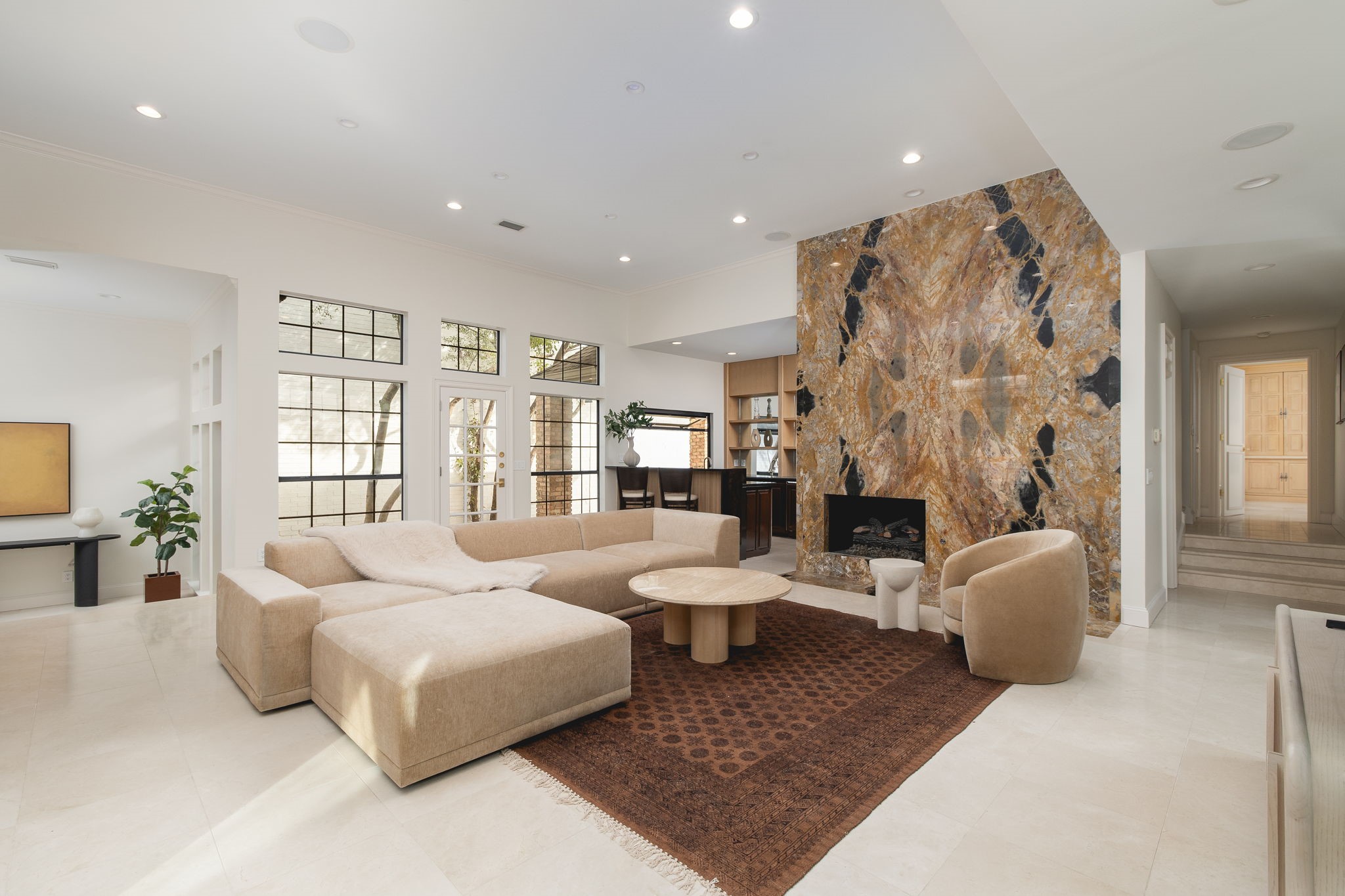 6912 Hillpark Drive