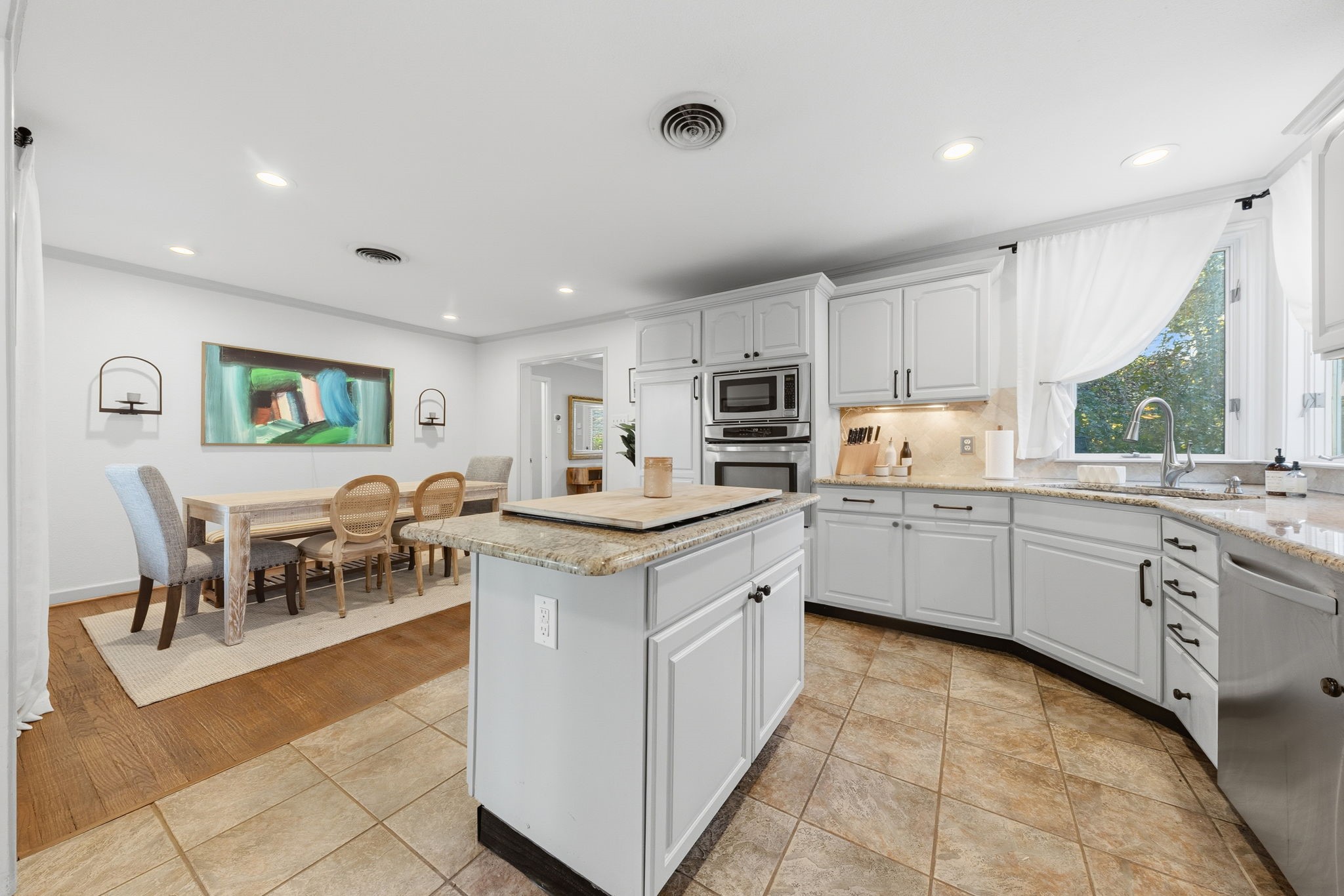4927 W Hanover Avenue