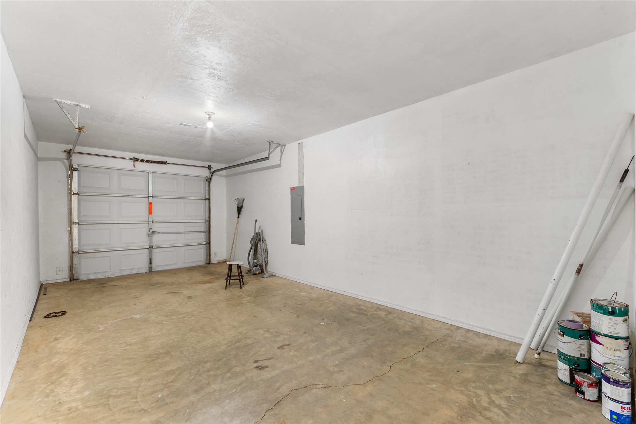 1035 N Ravinia Drive