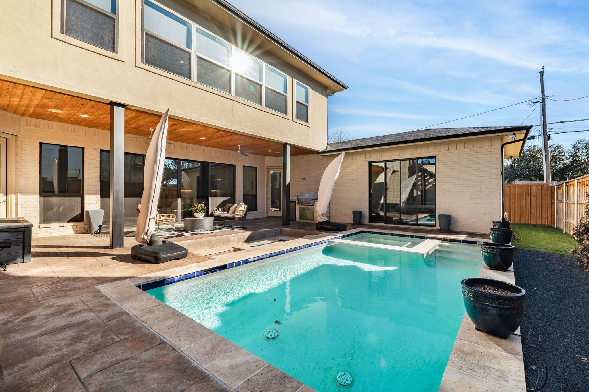 3922 Valley Ridge Road