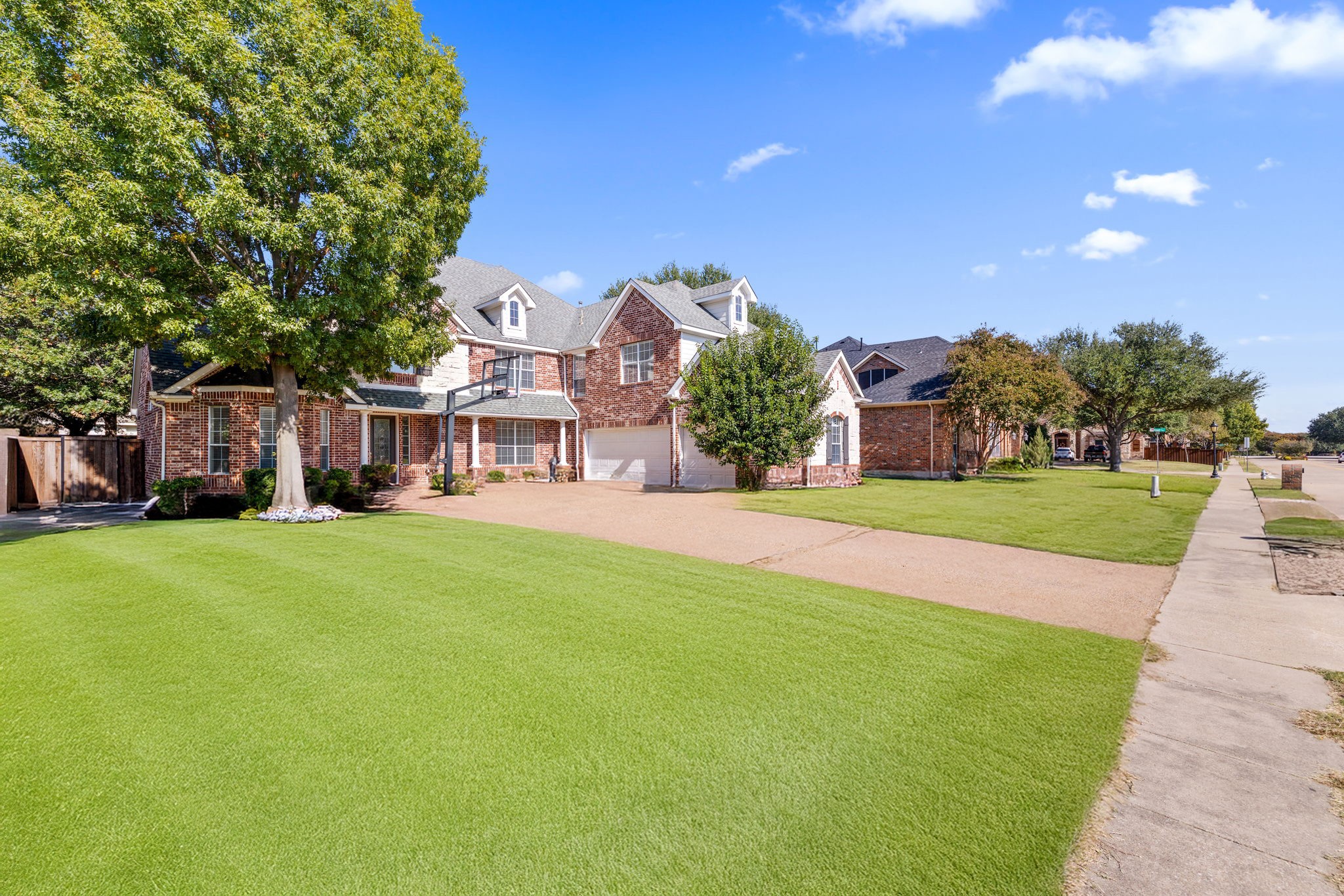 2021 COUNTRY BROOK Lane