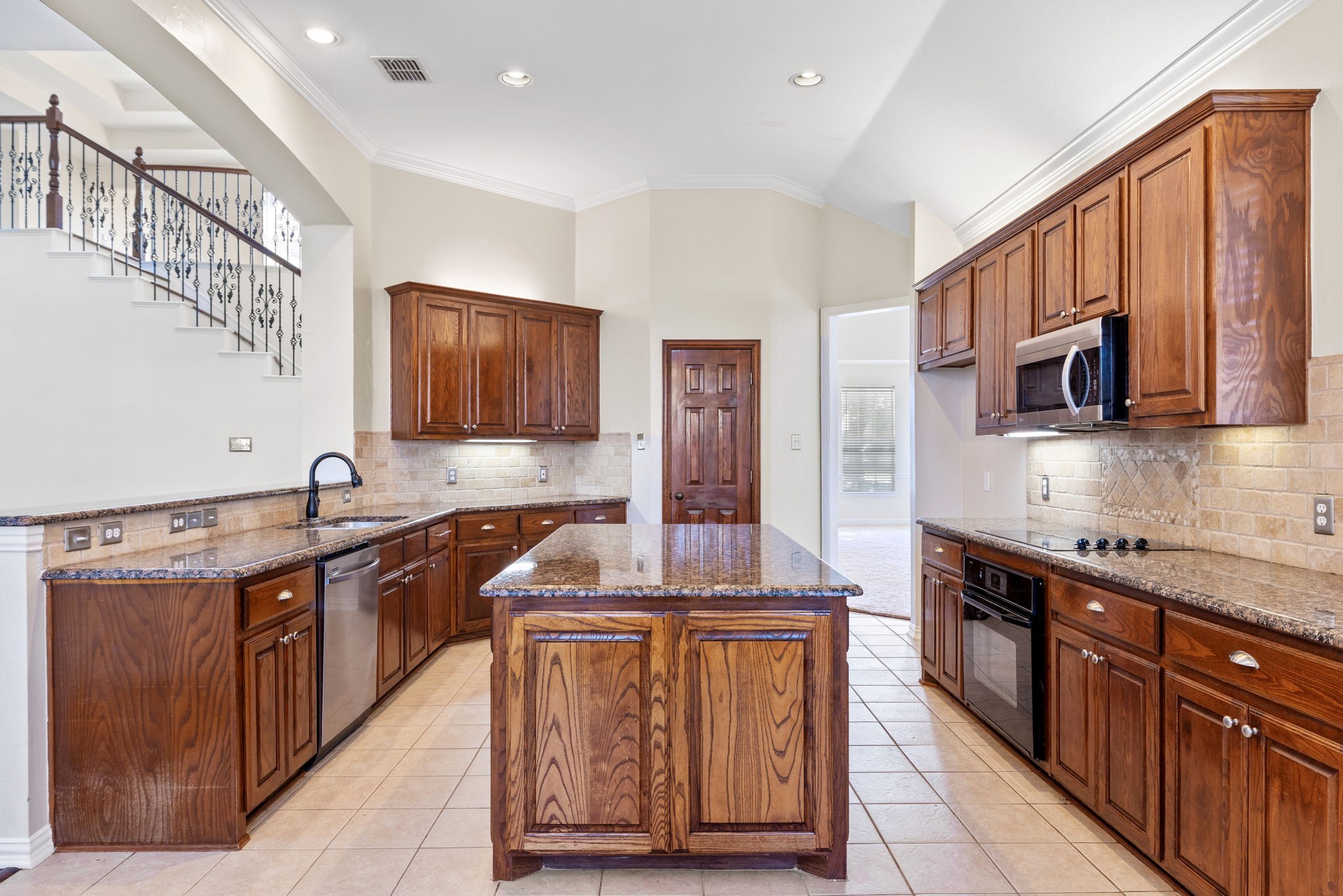 2021 COUNTRY BROOK Lane