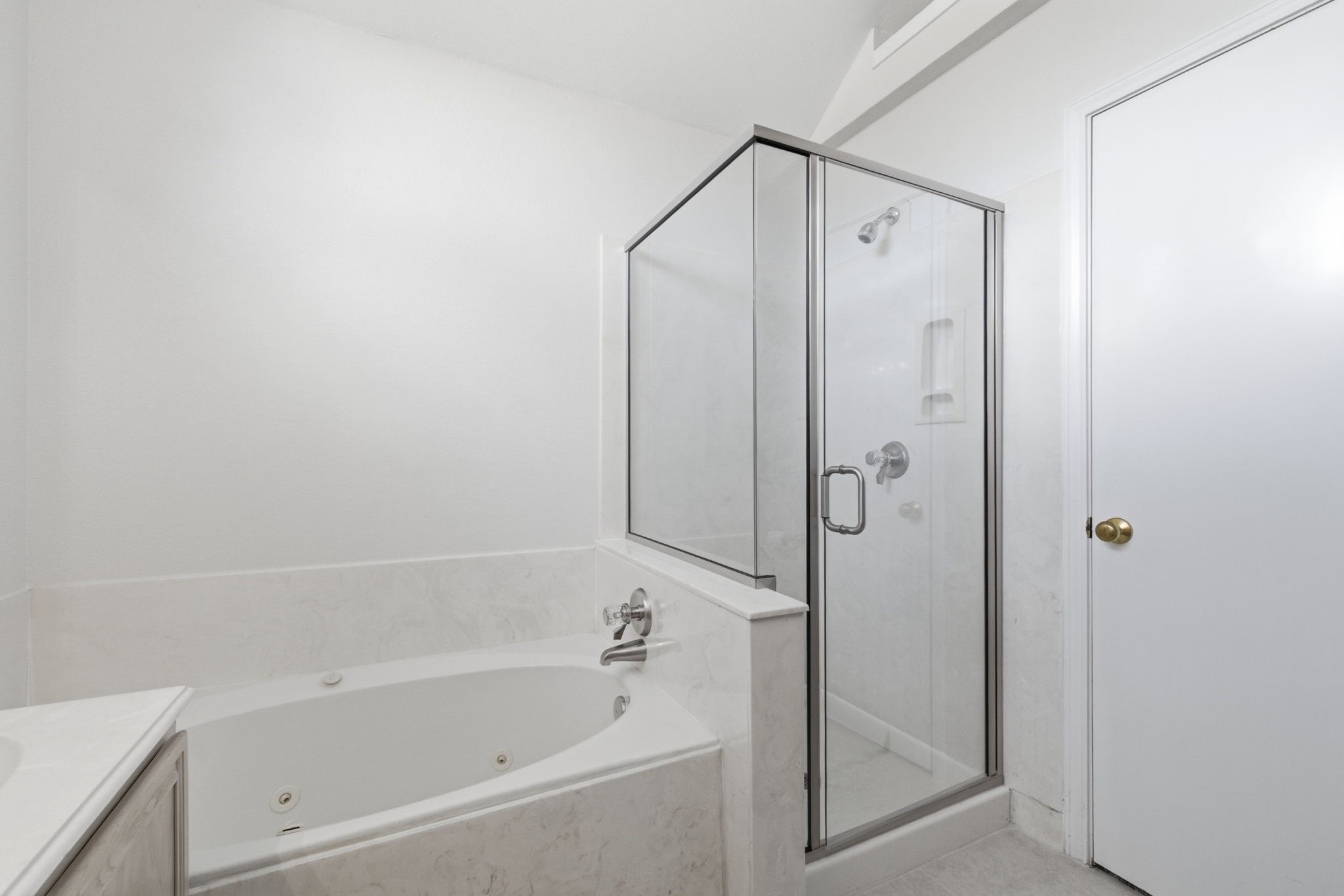 1302 Old Knoll Drive