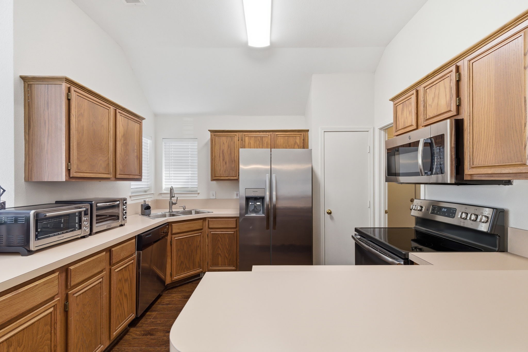 1302 Old Knoll Drive