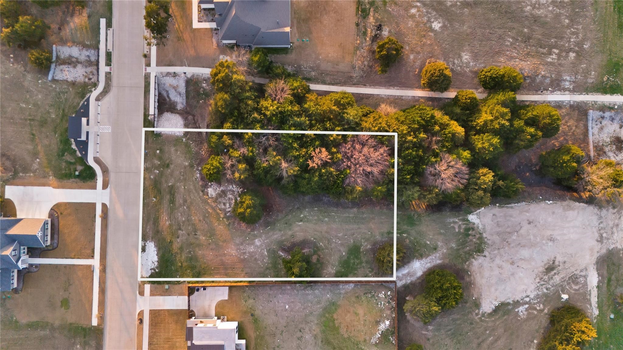 4221 Azalea Way