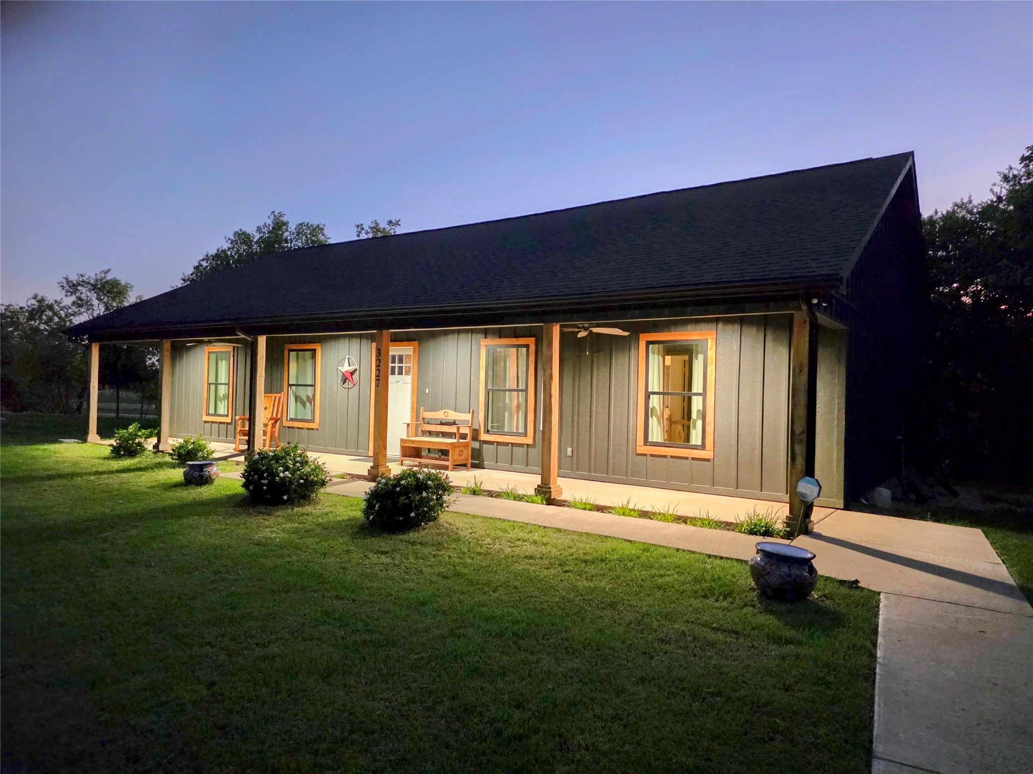 3227 Sunrise Court
