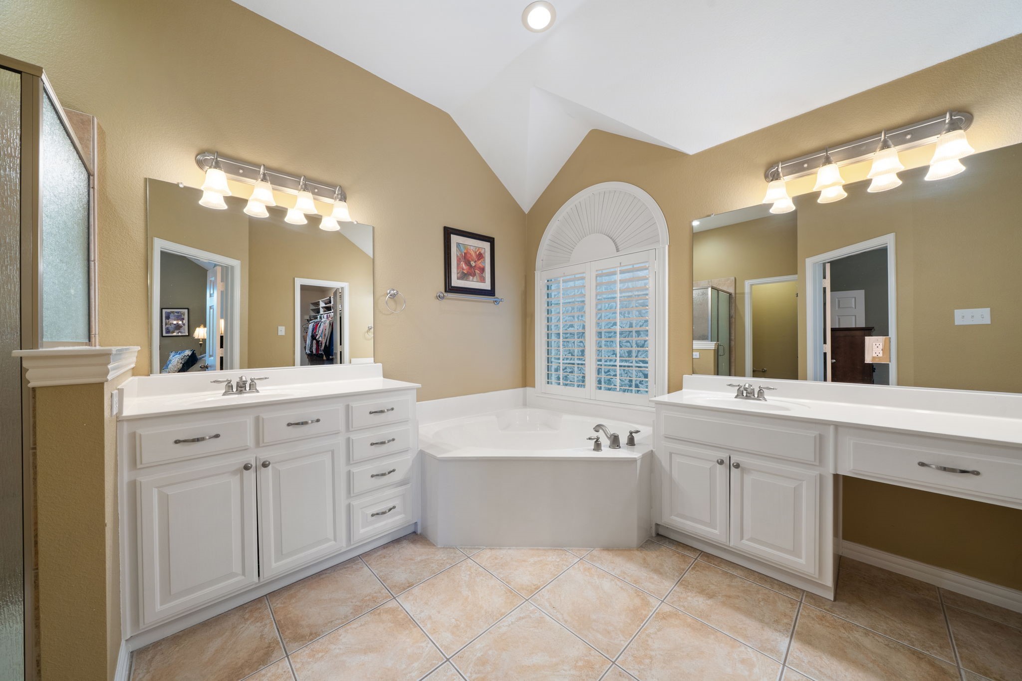 14881 Holly Leaf Drive