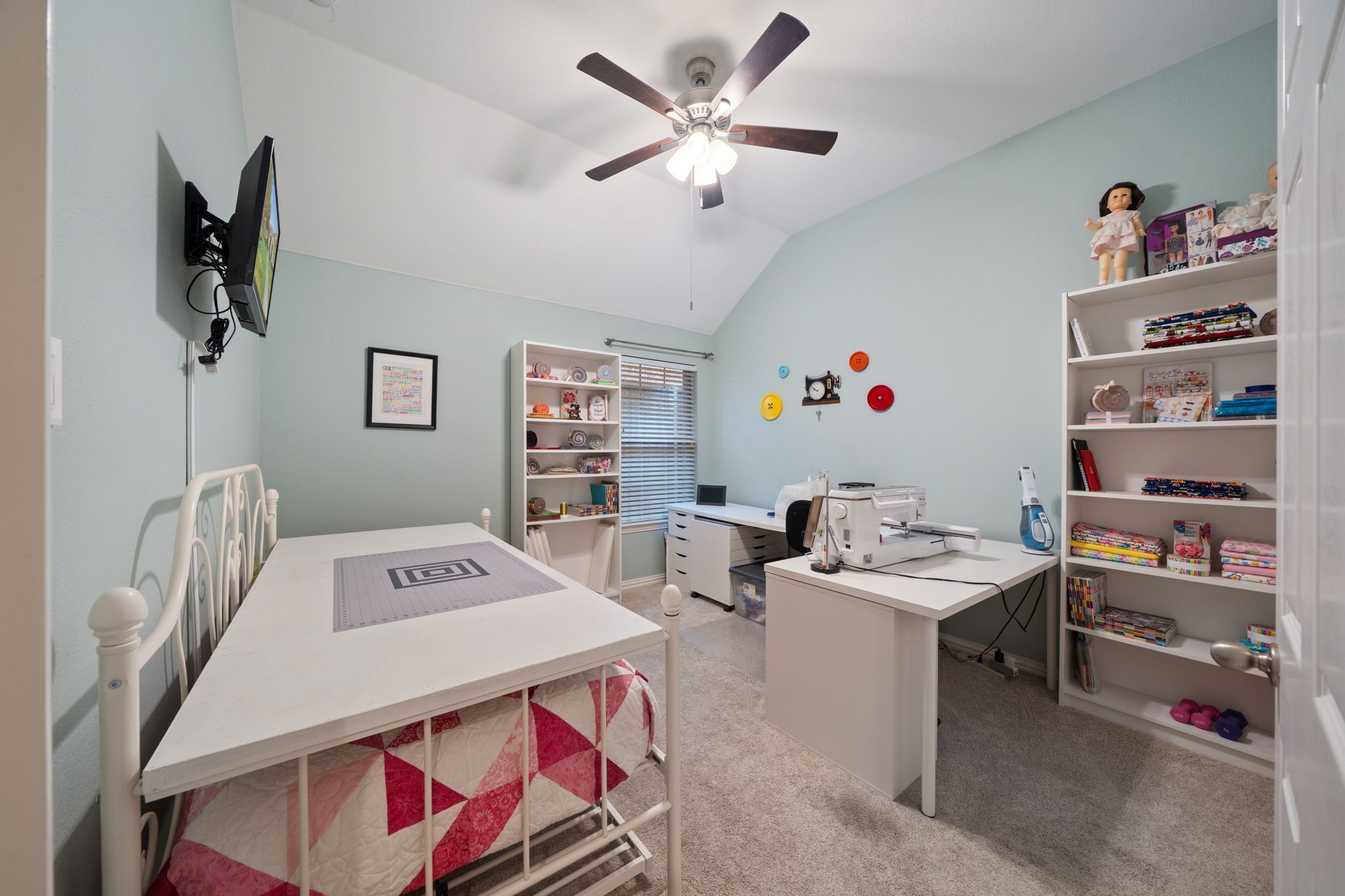 14881 Holly Leaf Drive