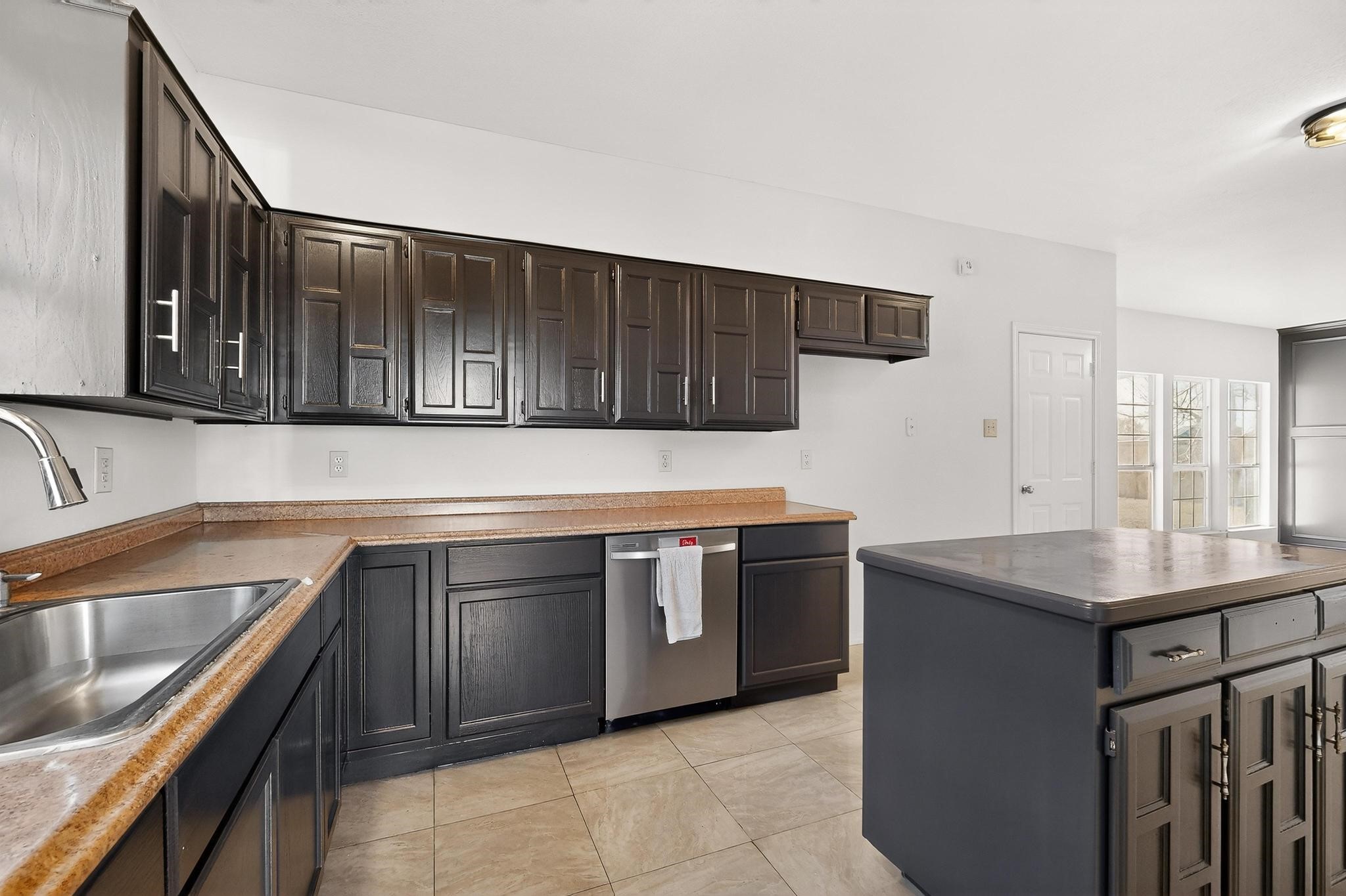 1504 Aldridge Drive
