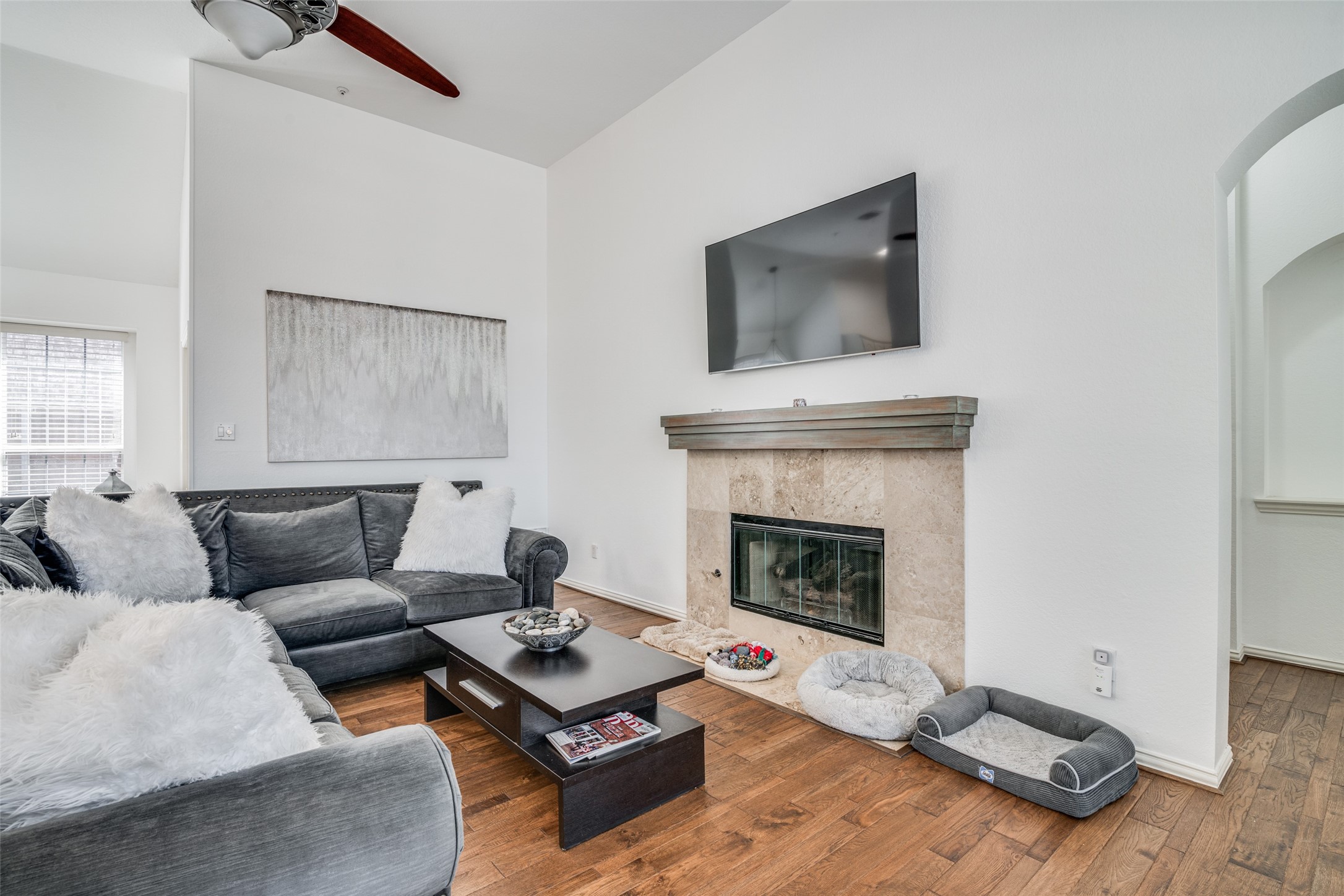 3764 Lakeway Court