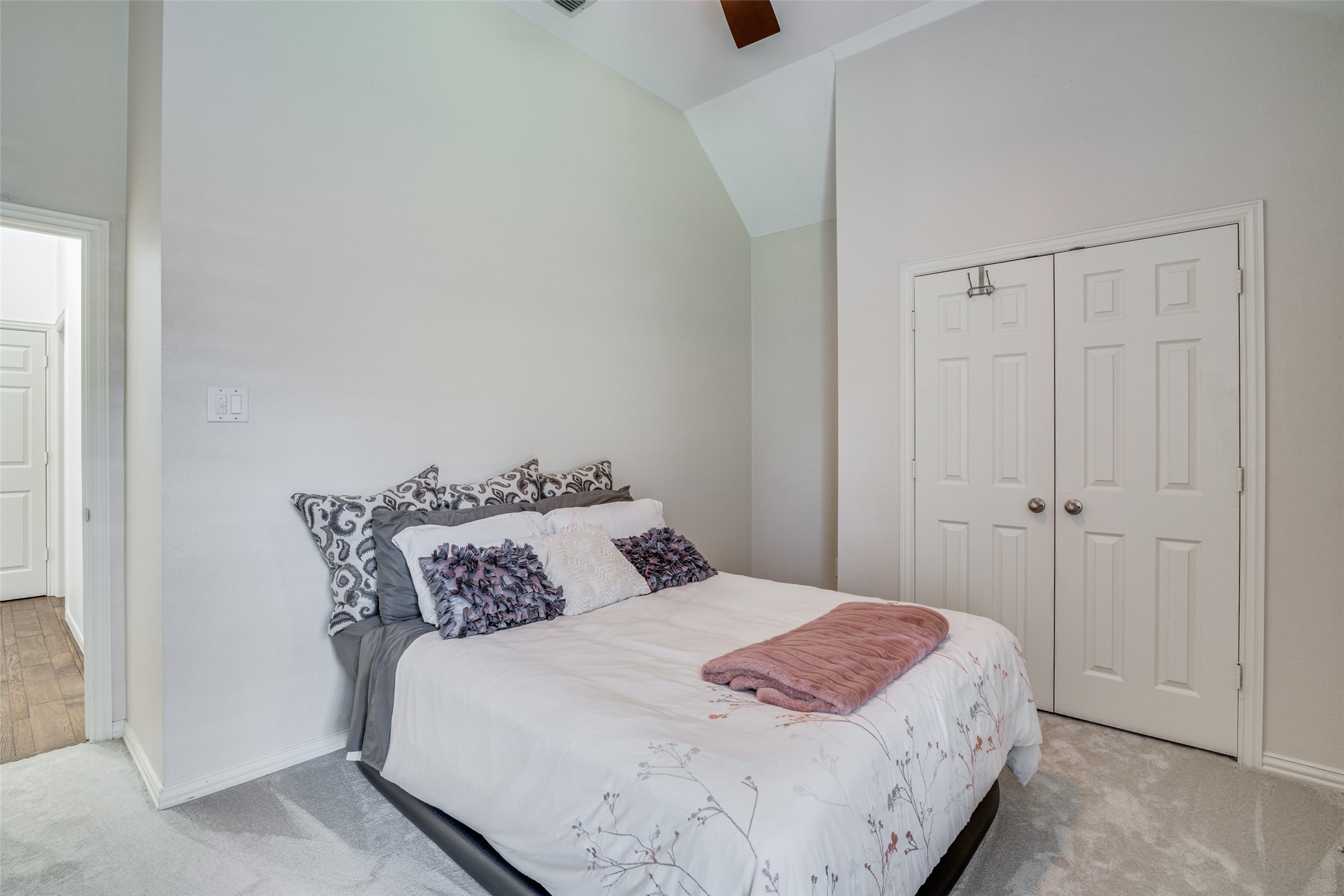 3764 Lakeway Court