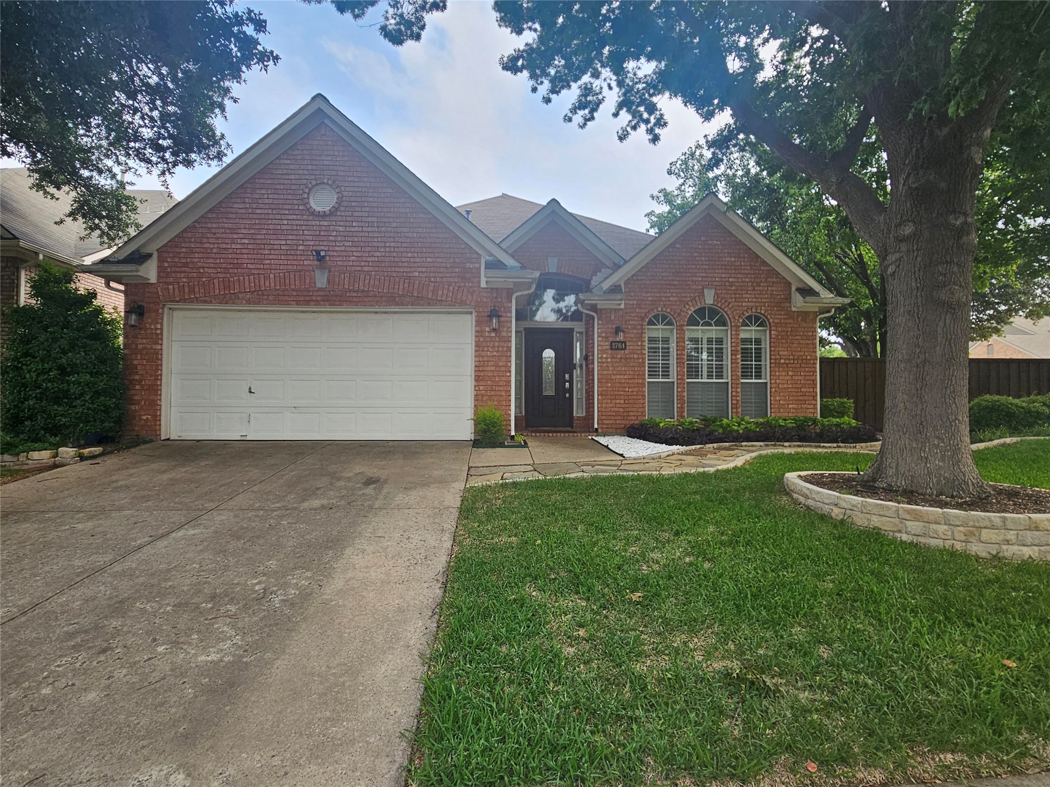 3764 Lakeway Court