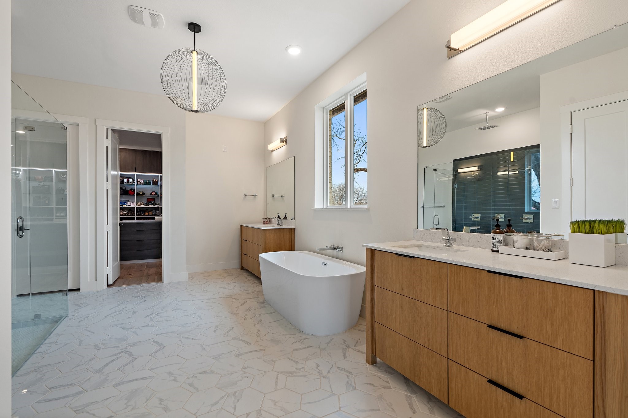 1405 Custer Court