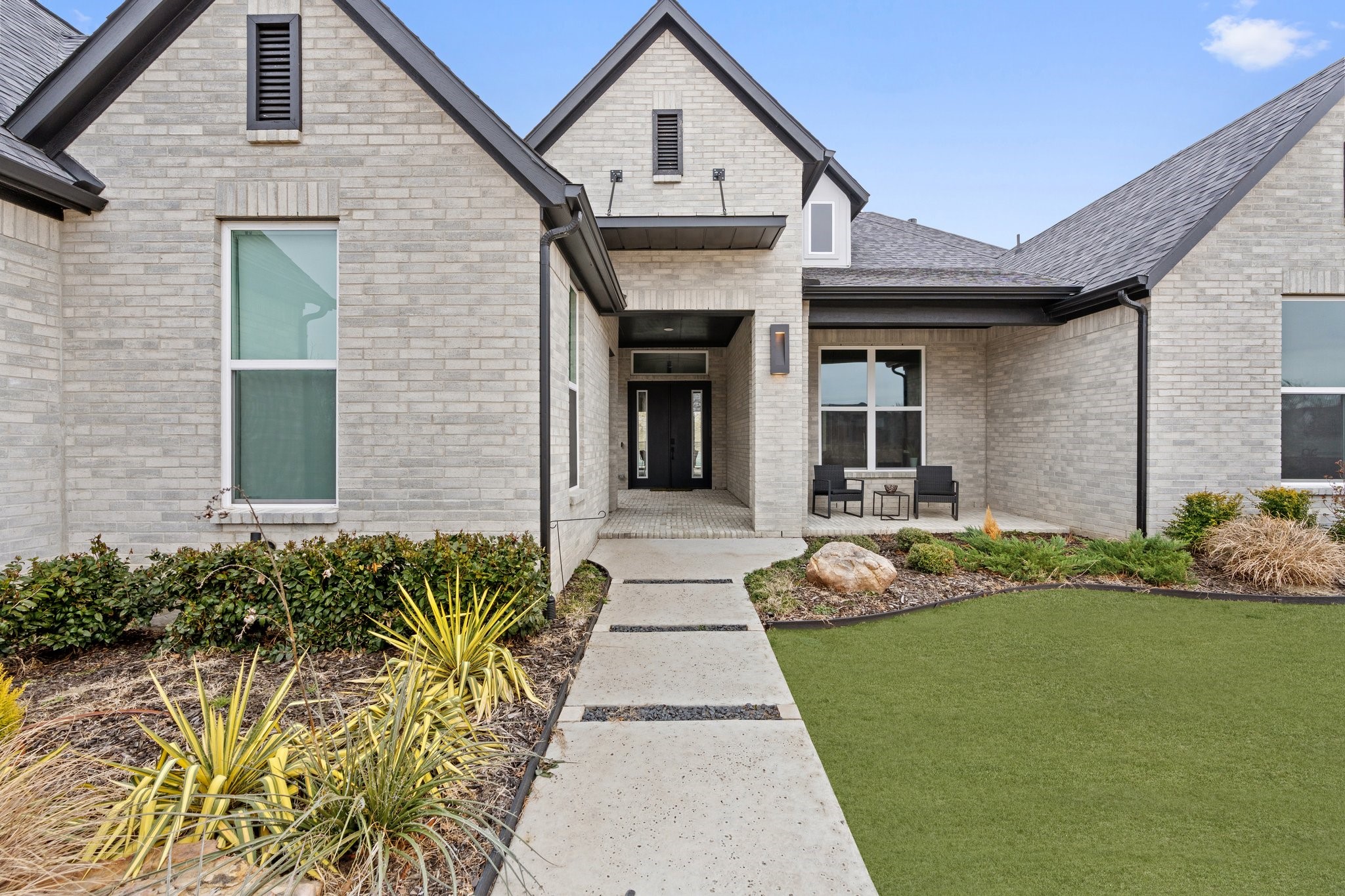 1405 Custer Court