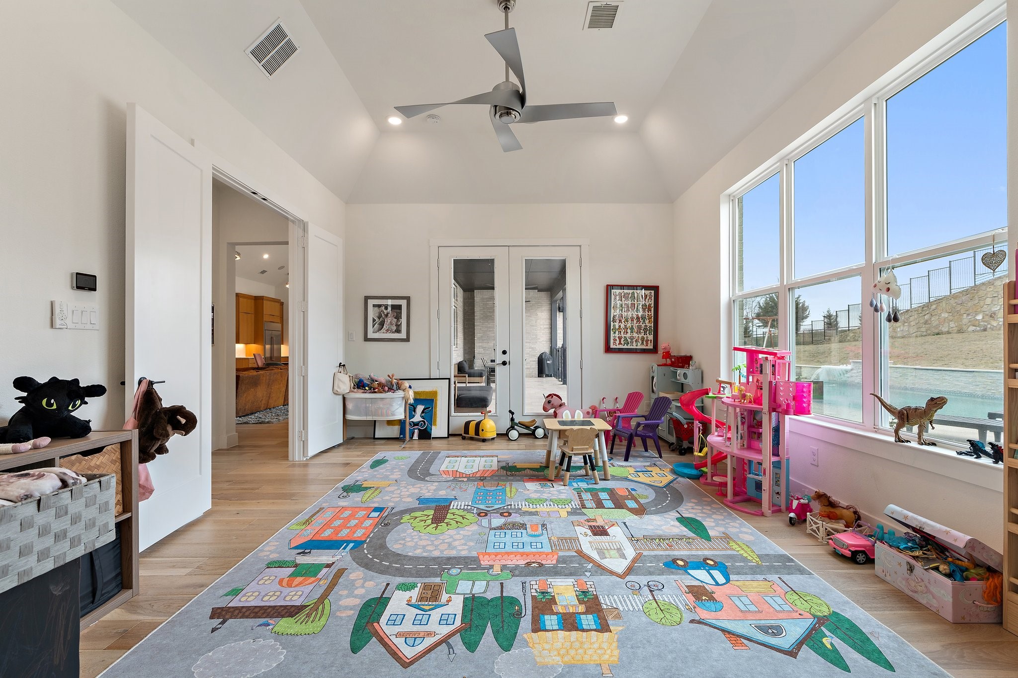 1405 Custer Court