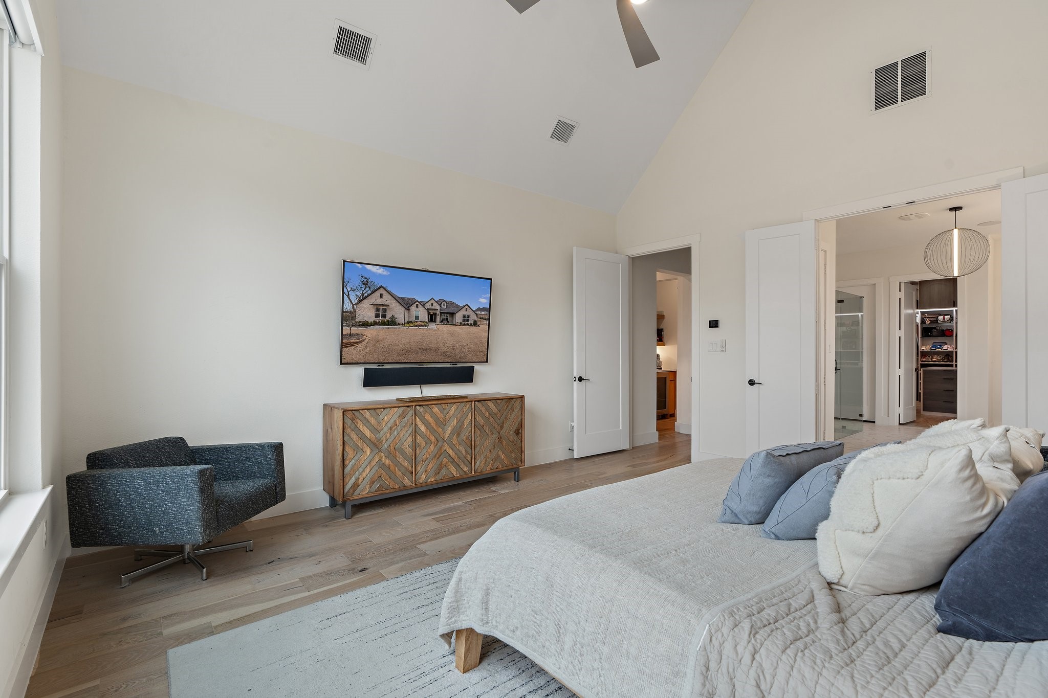 1405 Custer Court