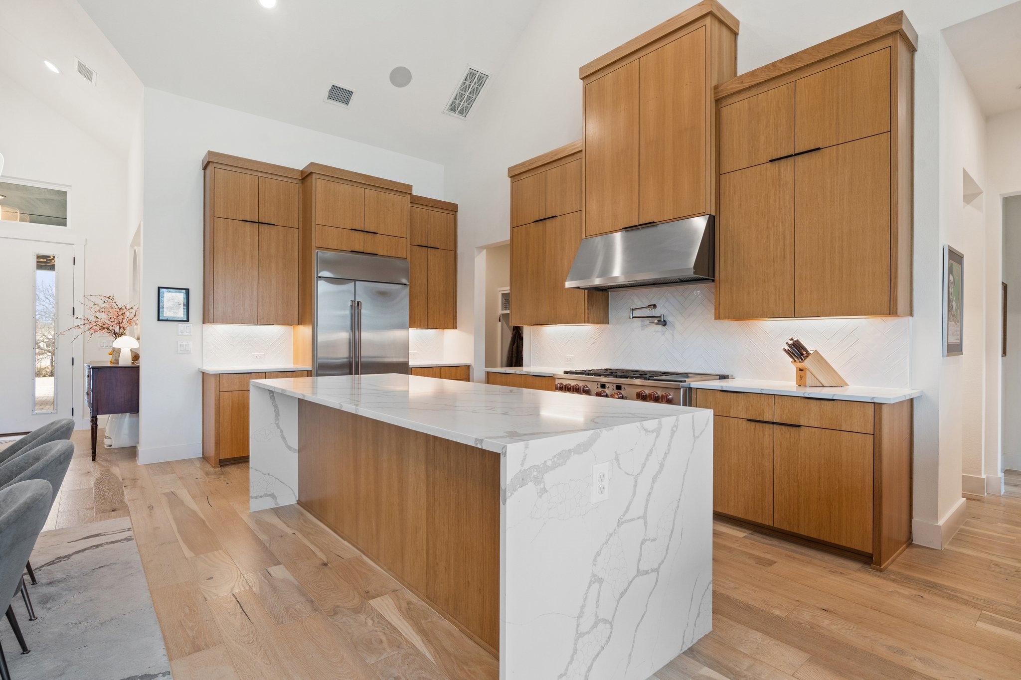 1405 Custer Court