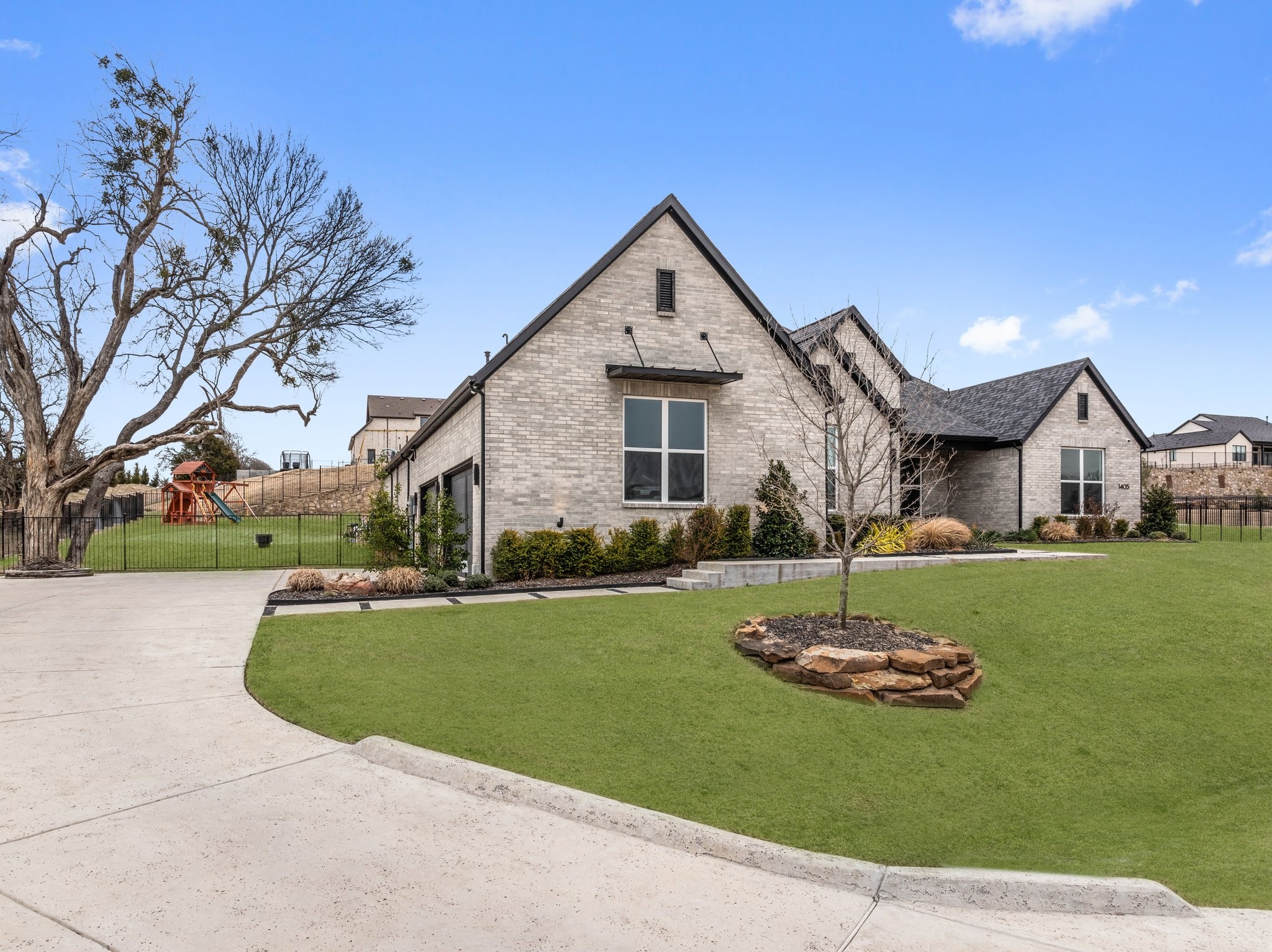 1405 Custer Court
