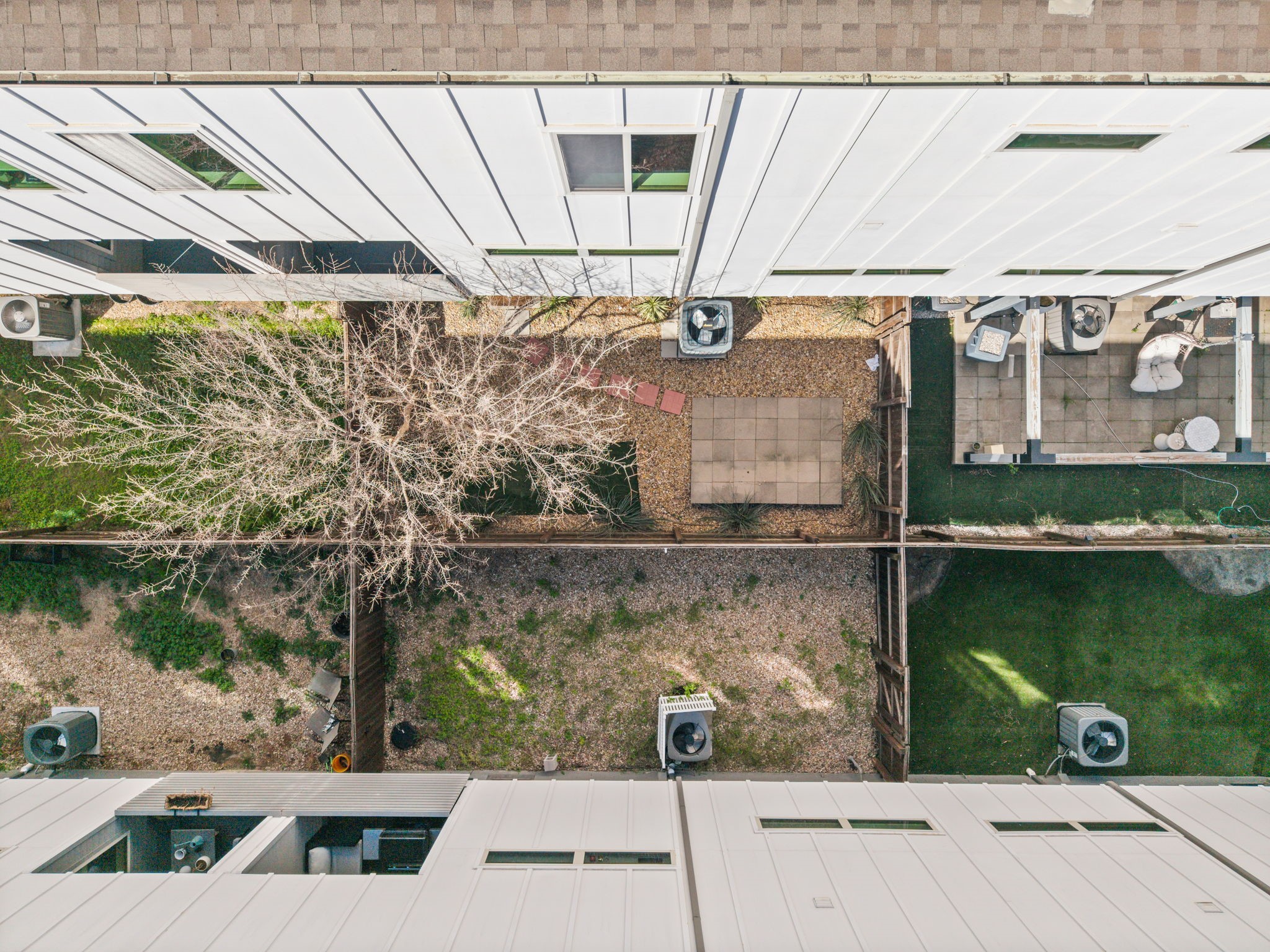 1915 Summit Avenue 2