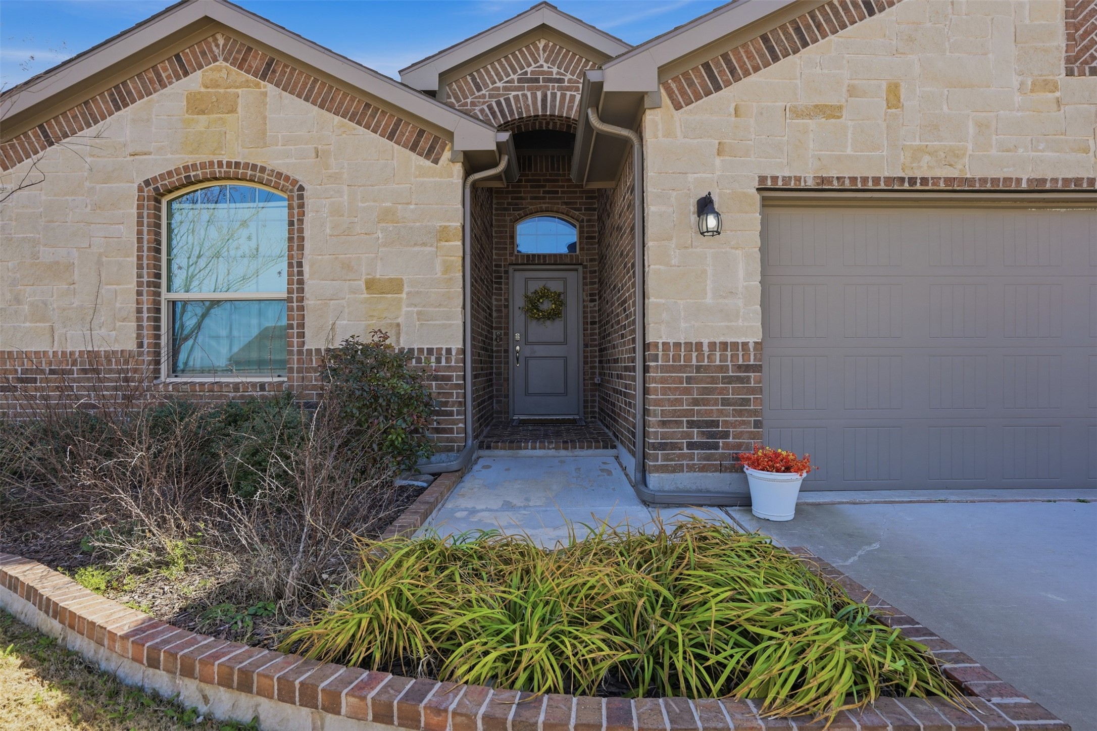 1502 Livermore Lane