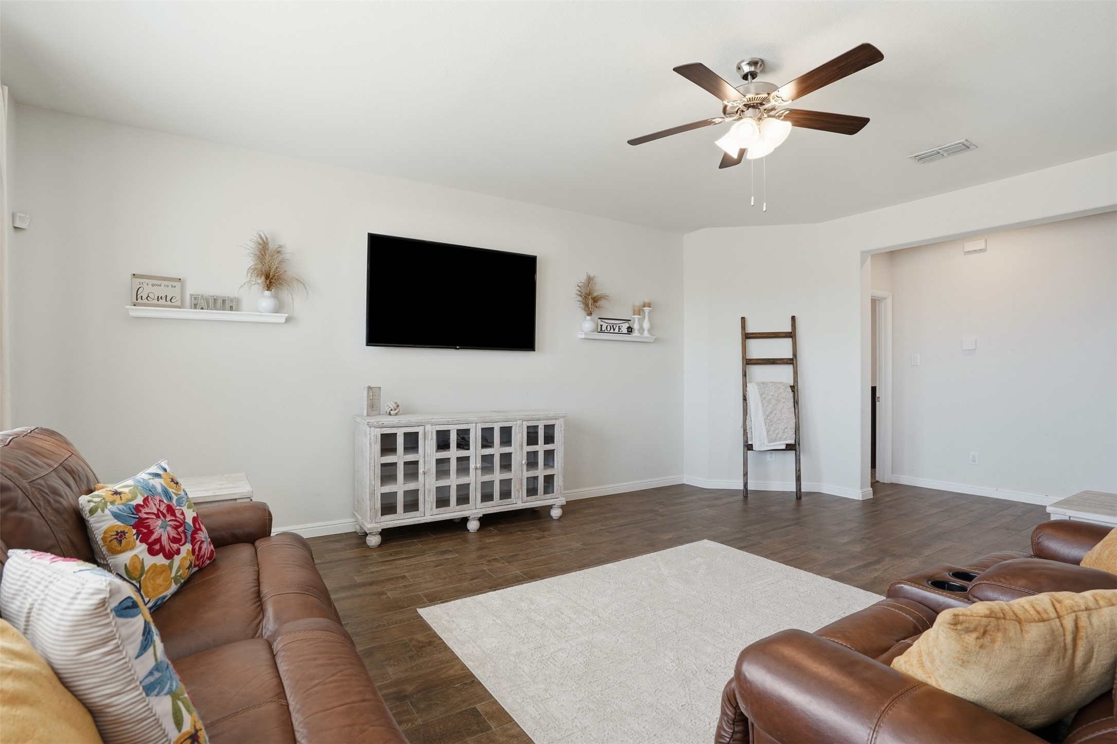1502 Livermore Lane